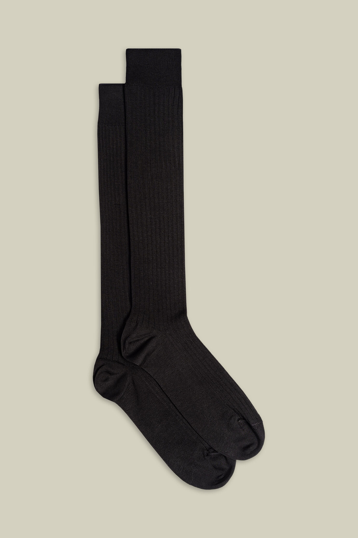 Plain ribbed men&rsquo;s socks