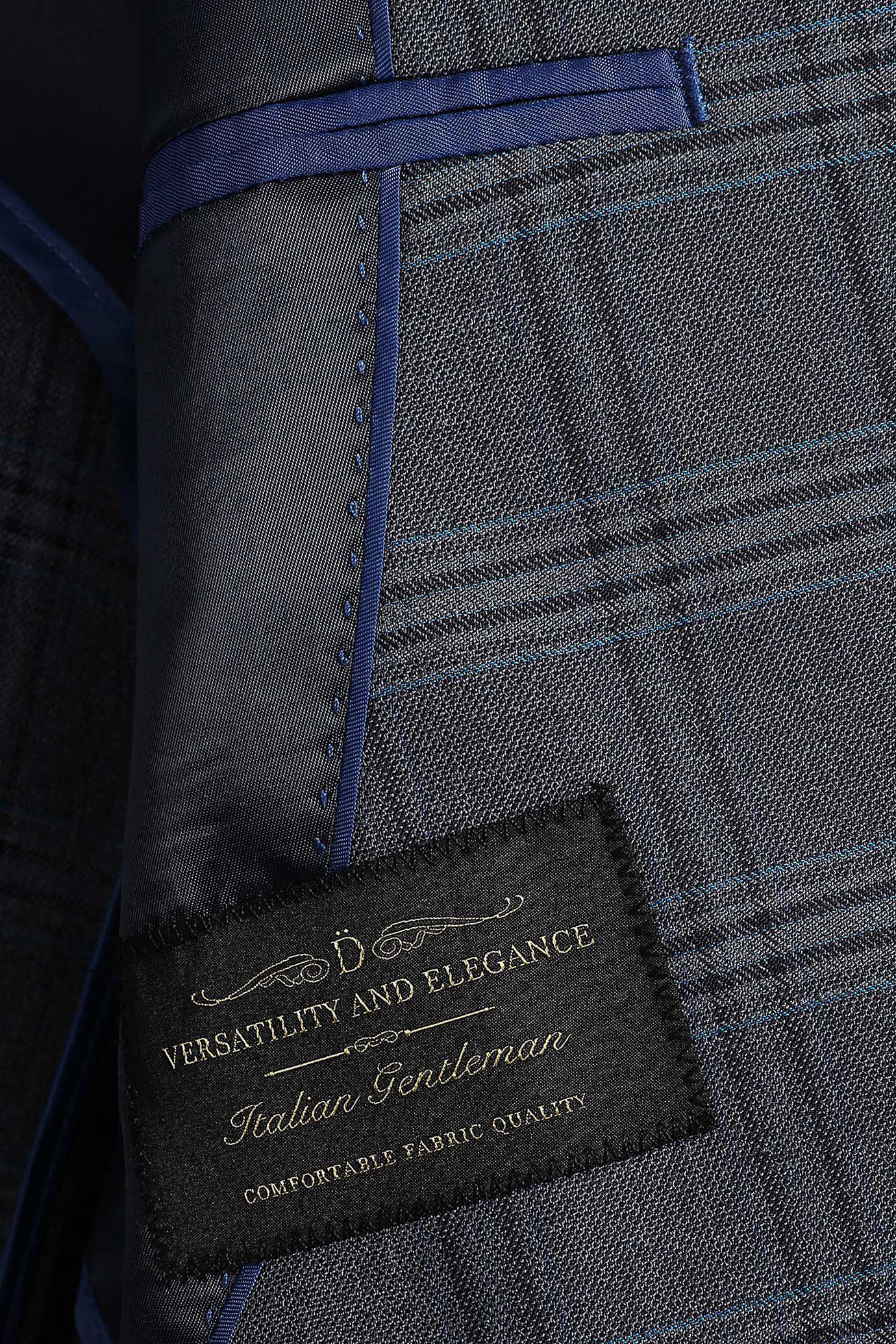 Single breasted check suit image number 2