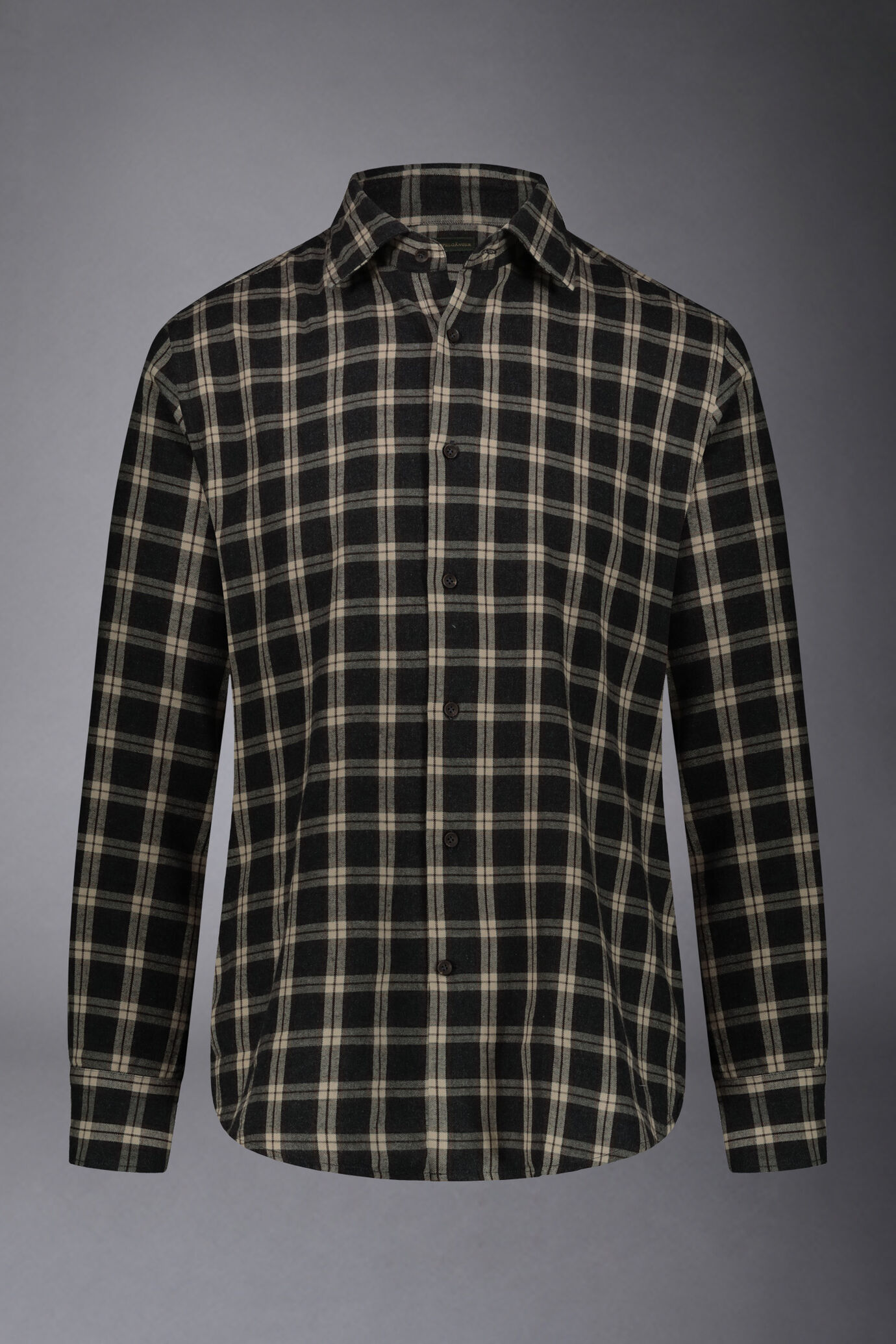 Chemise décontractée à col français et coupe confortable image number 4