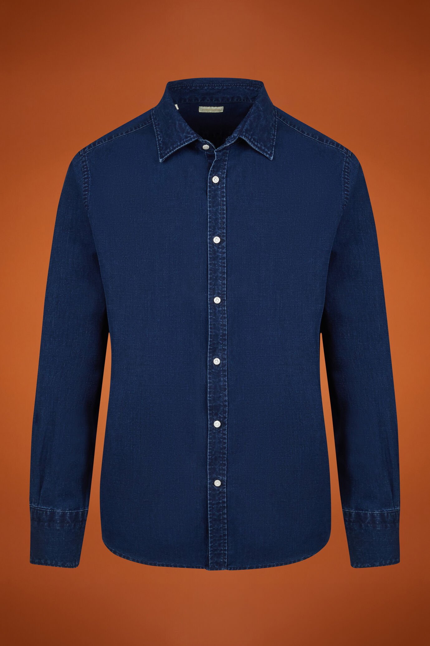 Herren-Freizeithemd mit klassischem Kragen aus 100 % Baumwolle in gewaschenem Chambray-Stoff in bequemer Passform