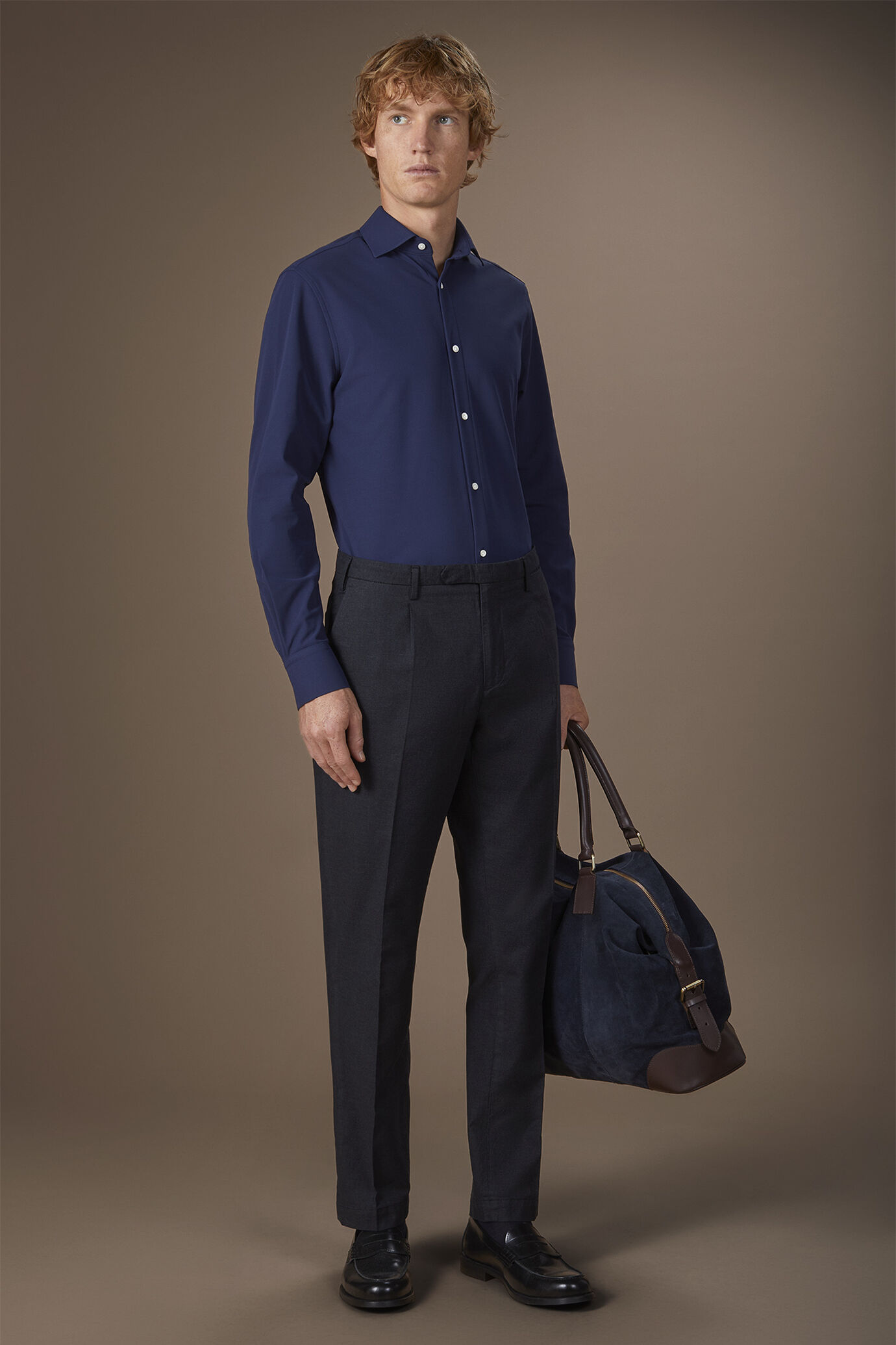 Camicia uomo stretch con collo classico in tessuto Oxford image number 1