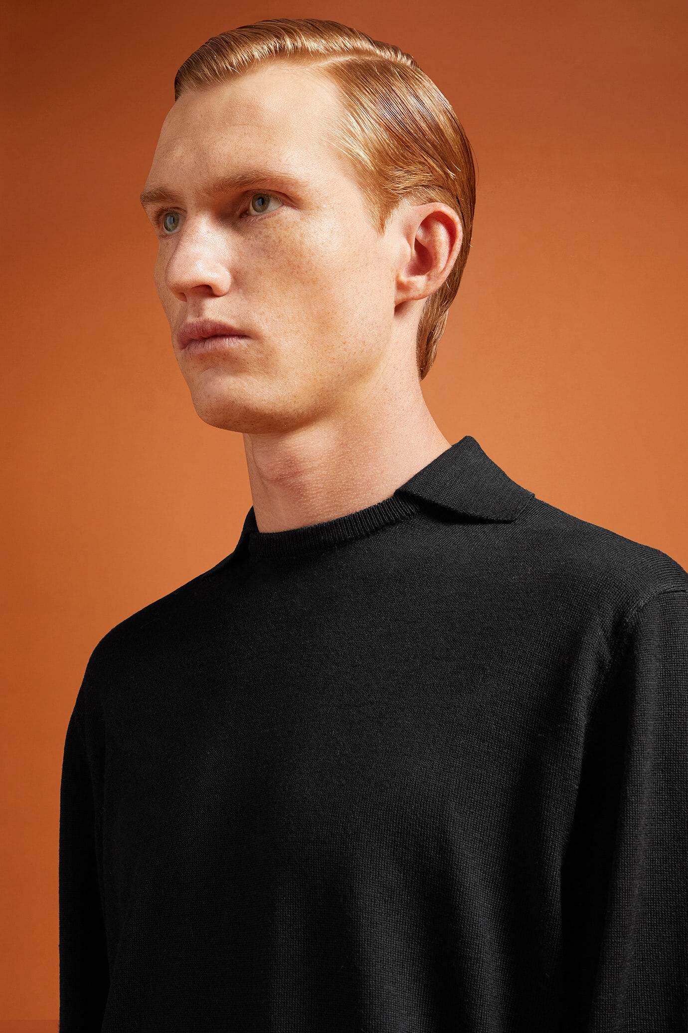 Herren-Pullover mit Rundhalsausschnitt und Polokragen aus 100 % extrafeine Merinowolle in normaler Passform image number 3