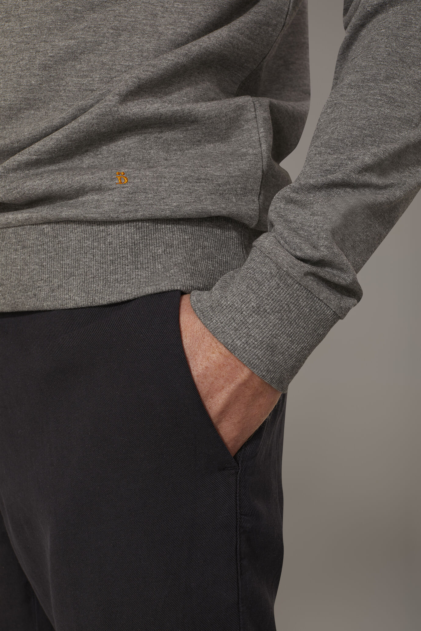 Pull col rond 100% coton image number 2
