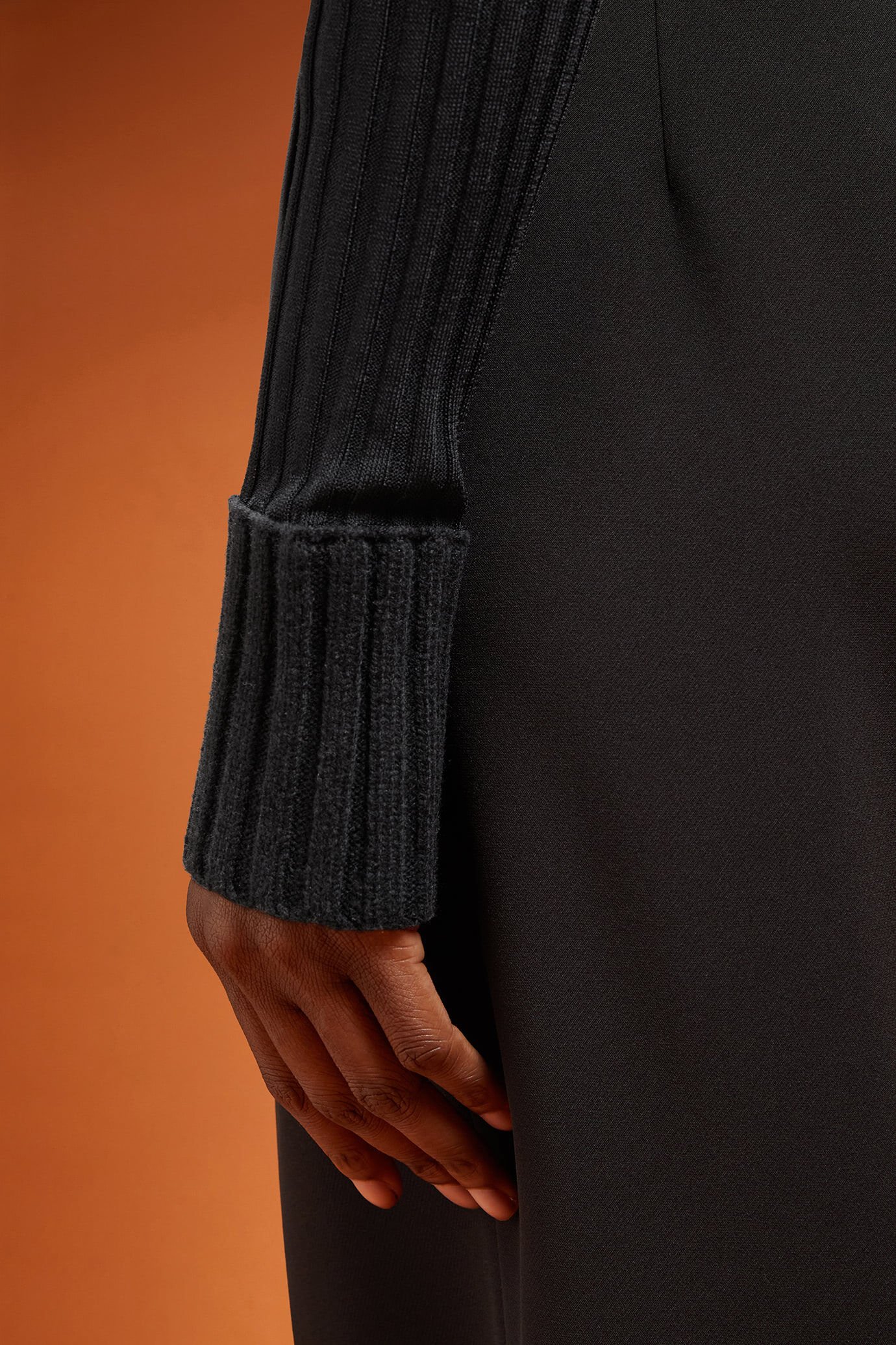 Damen-Pullover mit hohem Kragen in normaler Passform image number 2