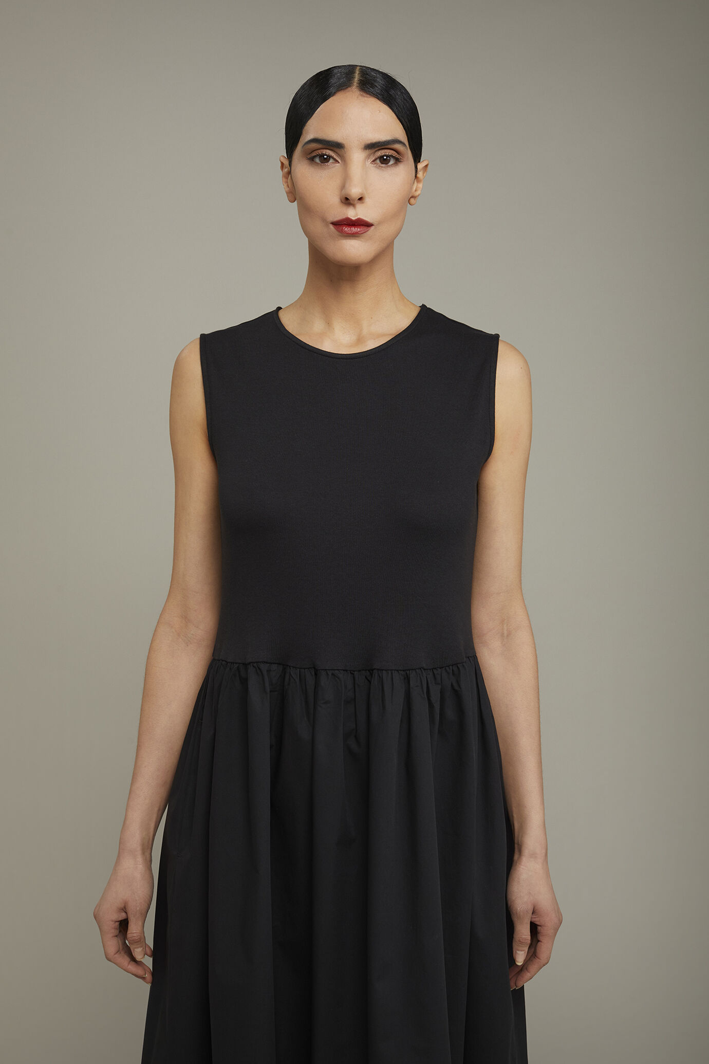 Abito midi donna smanicato 100% cotone in jersey regular fit image number 3