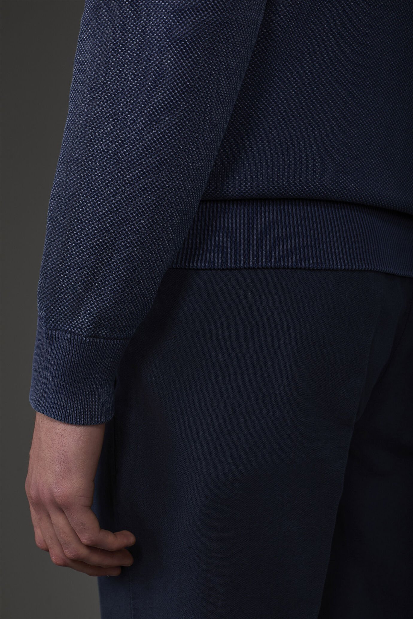 Maglia uomo girocollo puro cotone con maniche raglan image number 3