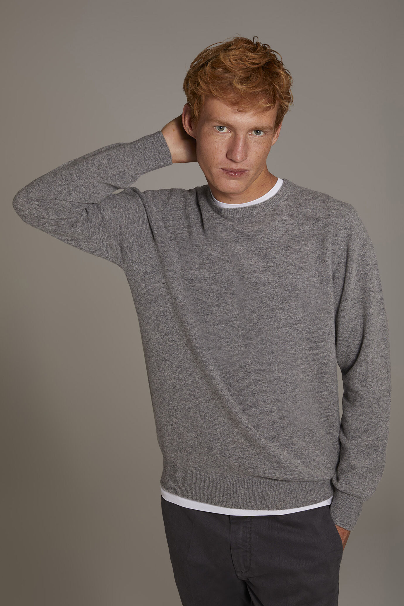 Round neck lambswool blend sweater