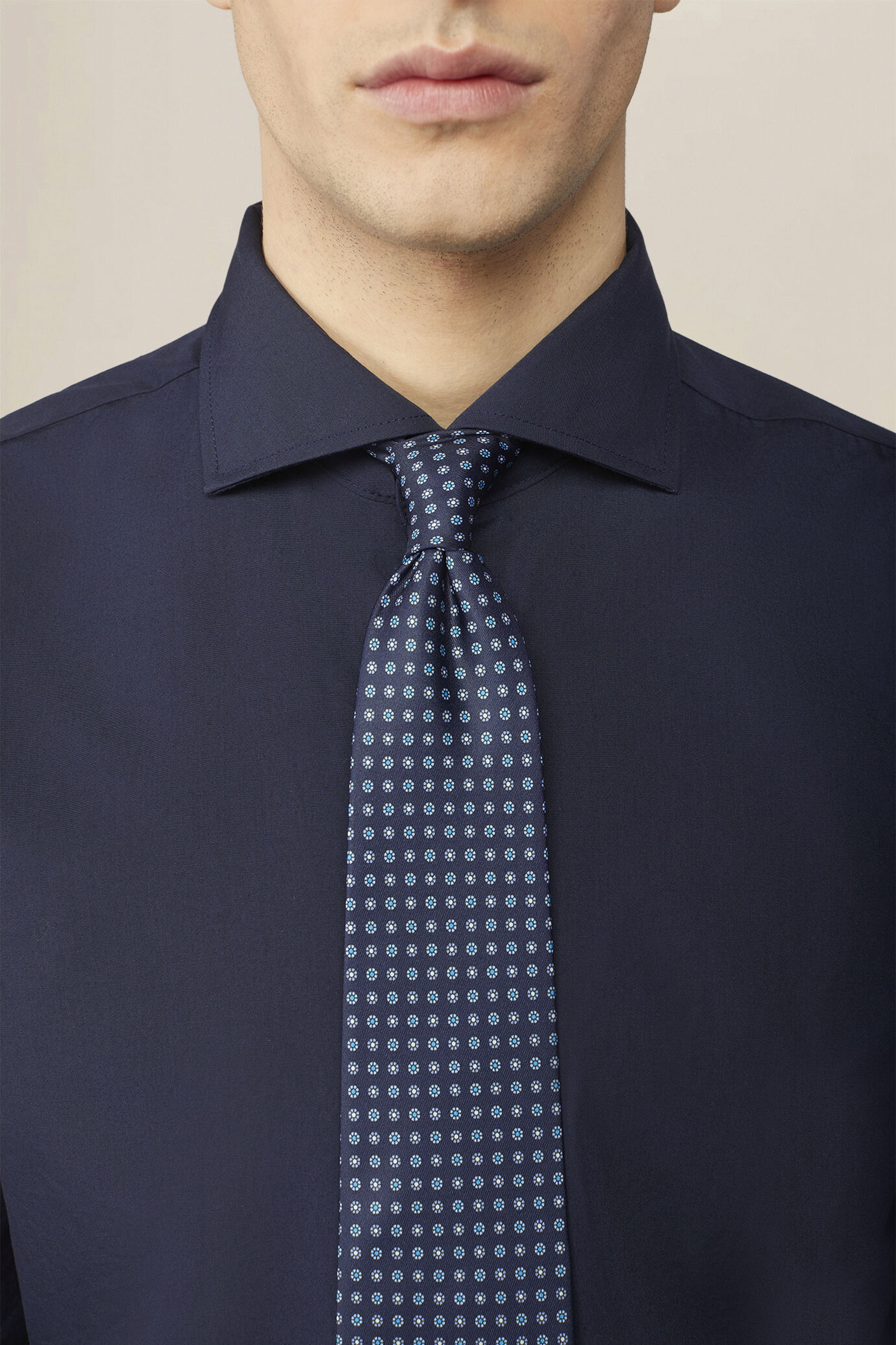 Men's french collar classic shirt image number 2