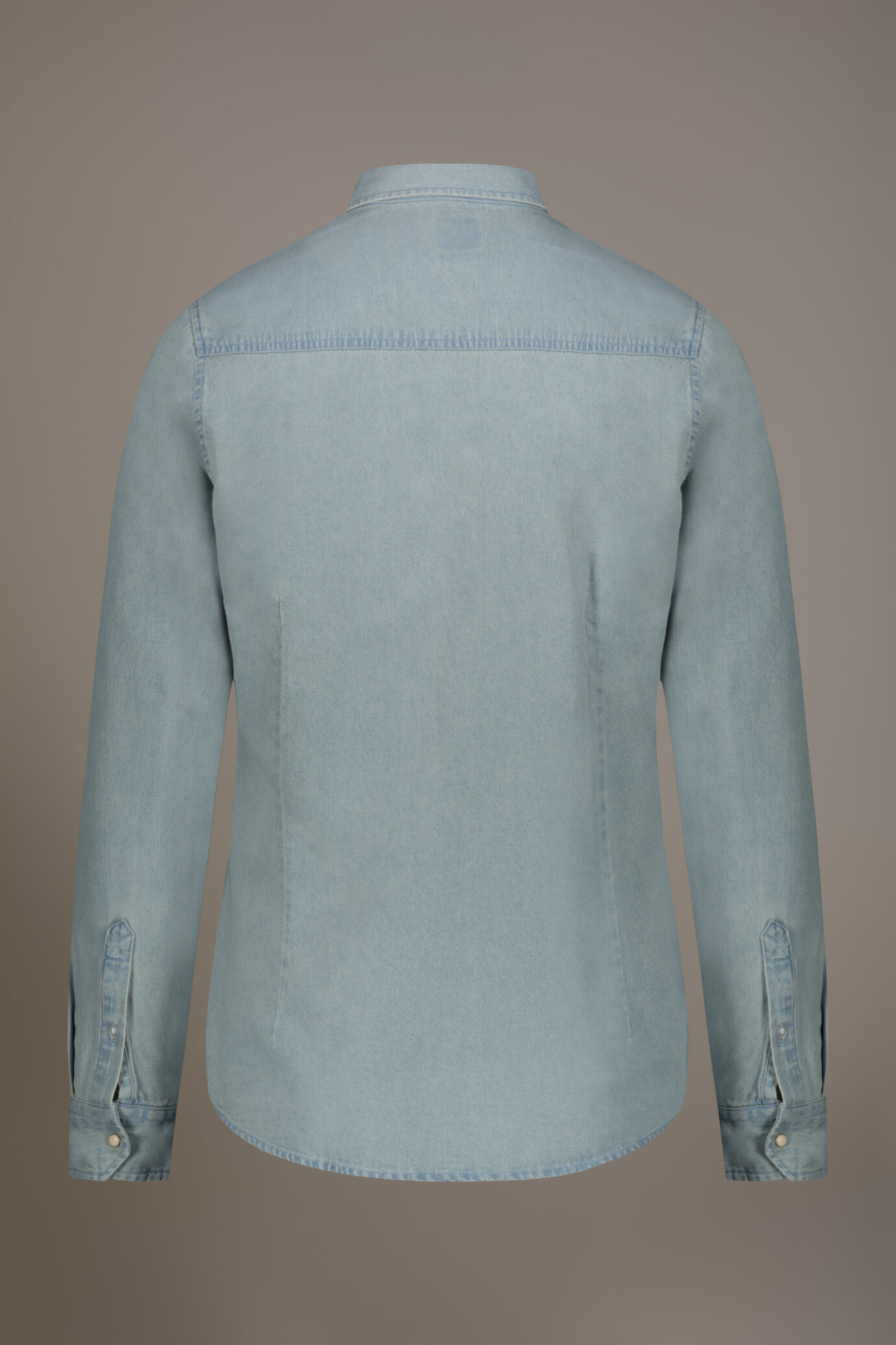 Camicia casual collo francese comfort fit tessuto denim lavato image number 5