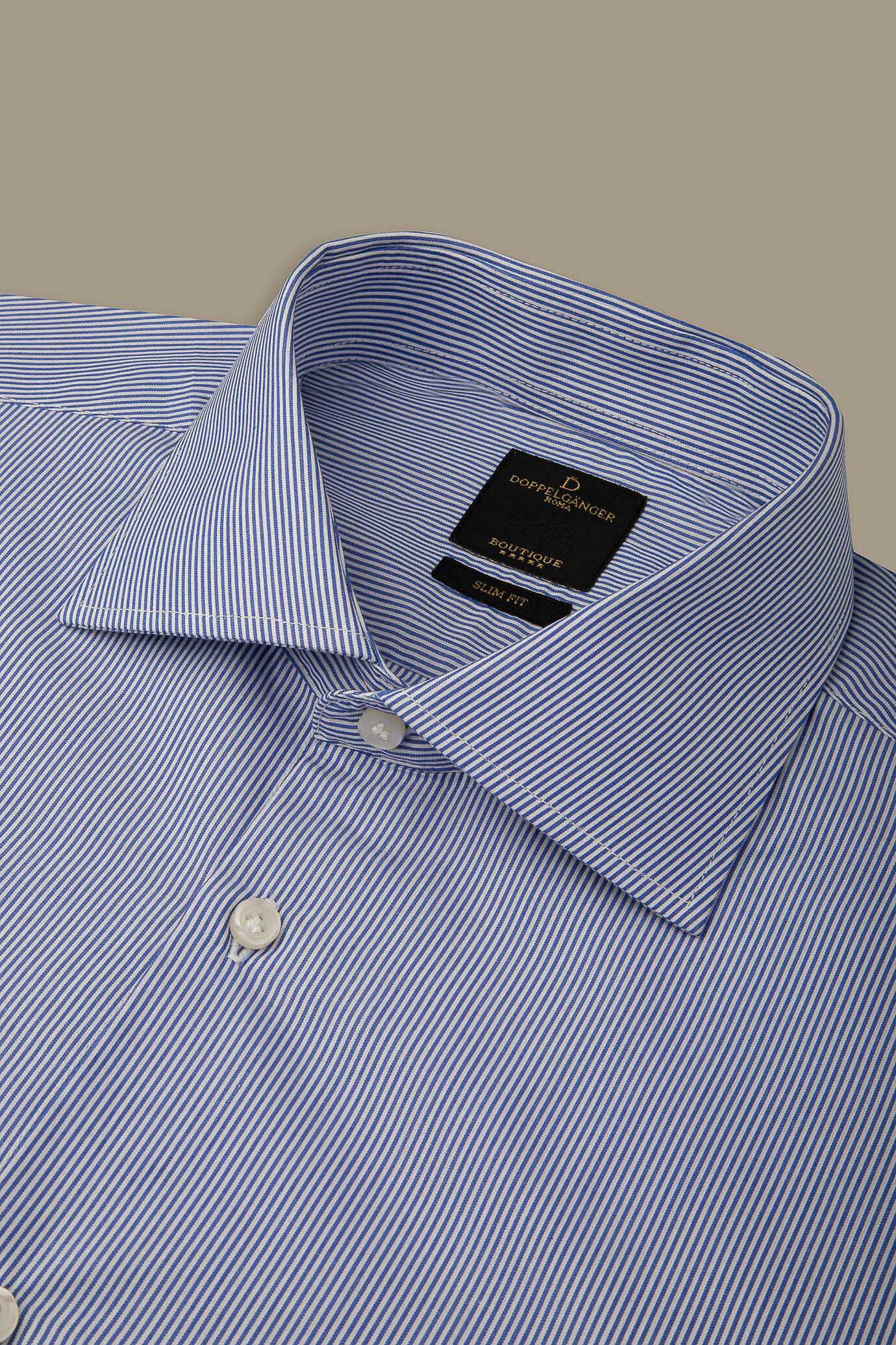 Camicia classica uomo collo francese tinto filo con riga stretta bicolore image number 1