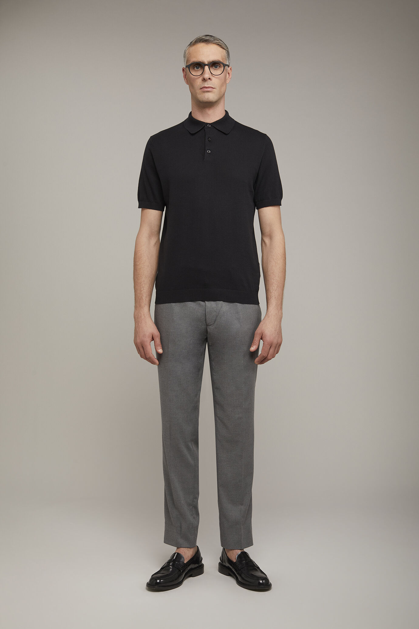Men's dartless pants regular fit image number 2
