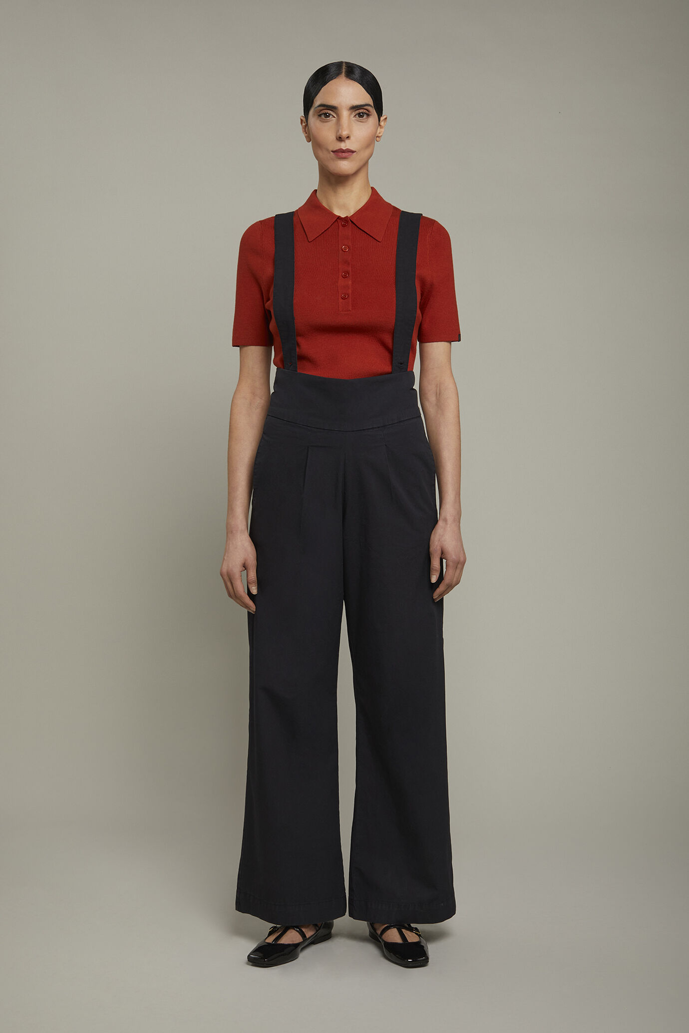 Pantalone donna a vita alta con bretelle regular fit image number 2