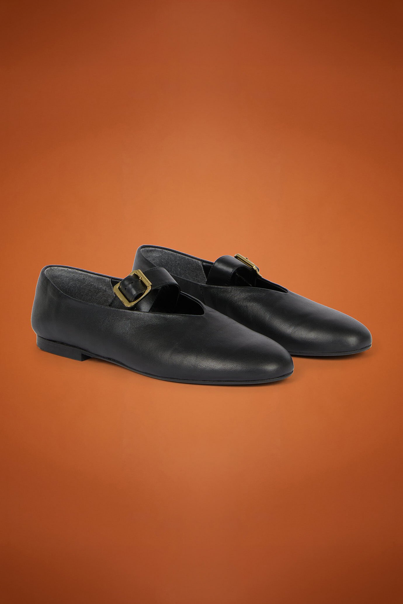 Women's 100% genuine leather ballet pumps with rubber soles image number 1