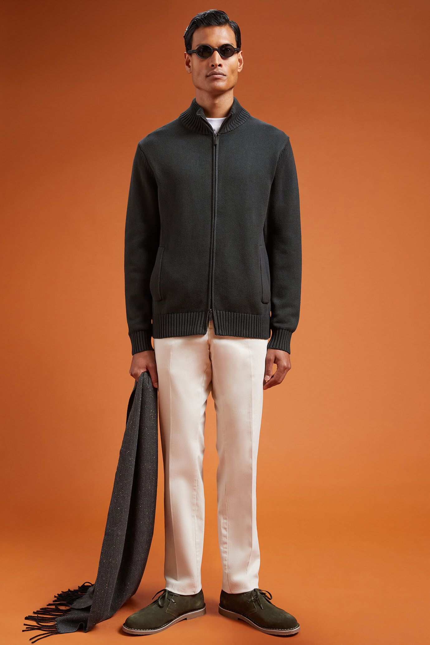 Herren-Strickjacke mit Reißverschluss und hohem Ausschnitt aus 100 % Baumwolle in normaler Passform image number 1