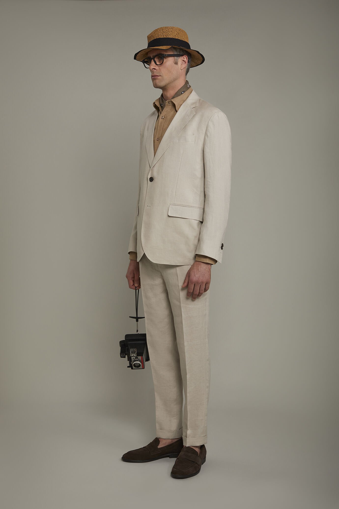 Abito uomo monopetto 100% lino regular fit image number 1