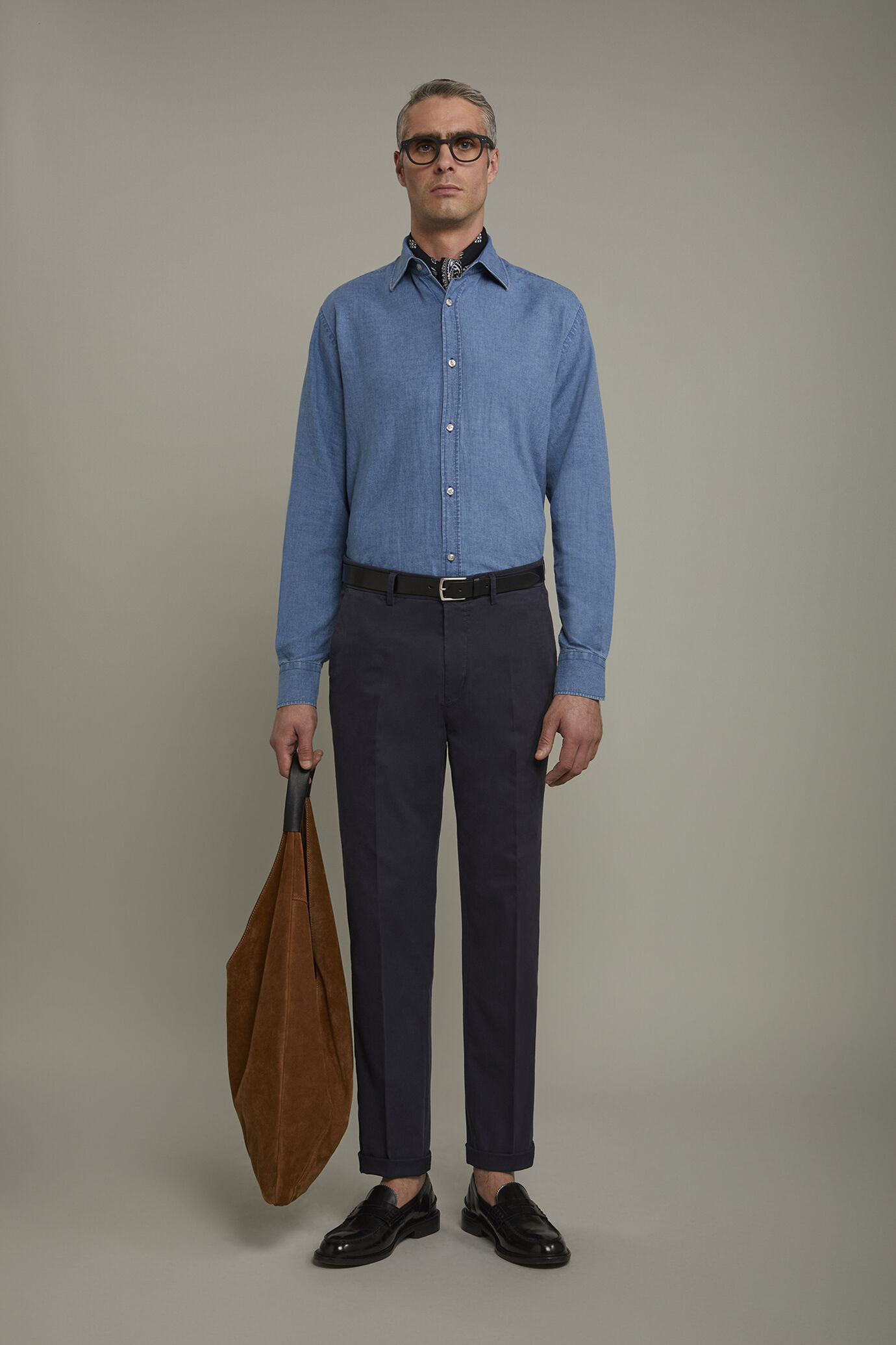 Klassische Herrenhose aus durchgefärbtem Baumwollstoff in normaler Passform image number 0