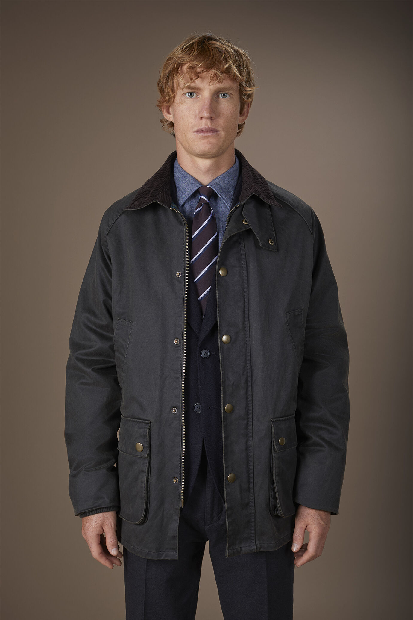 Comfort fit waxed cotton jacket image number 1