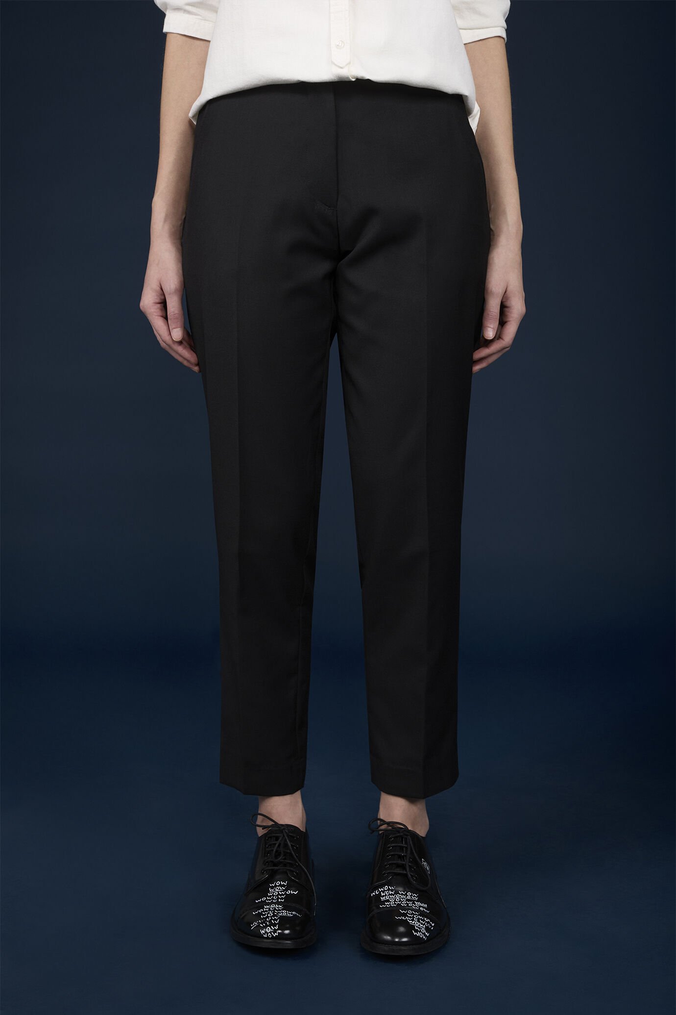 Klassische Damen-Chinohose in normaler Passform