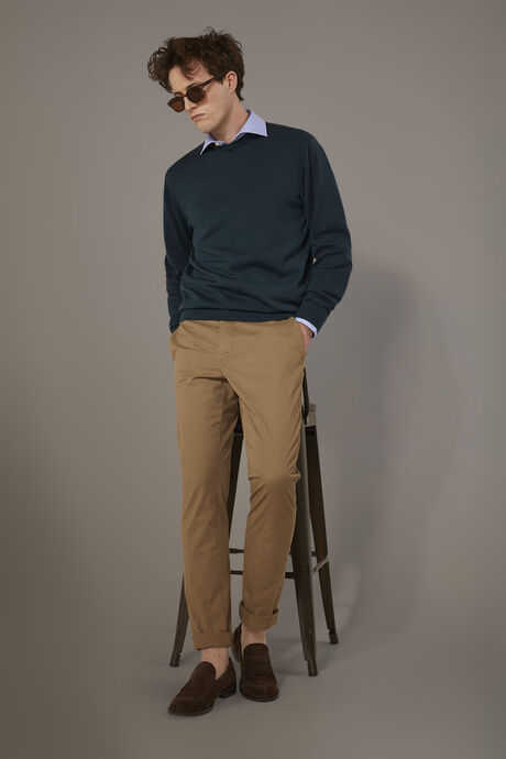 Classic chino trousers