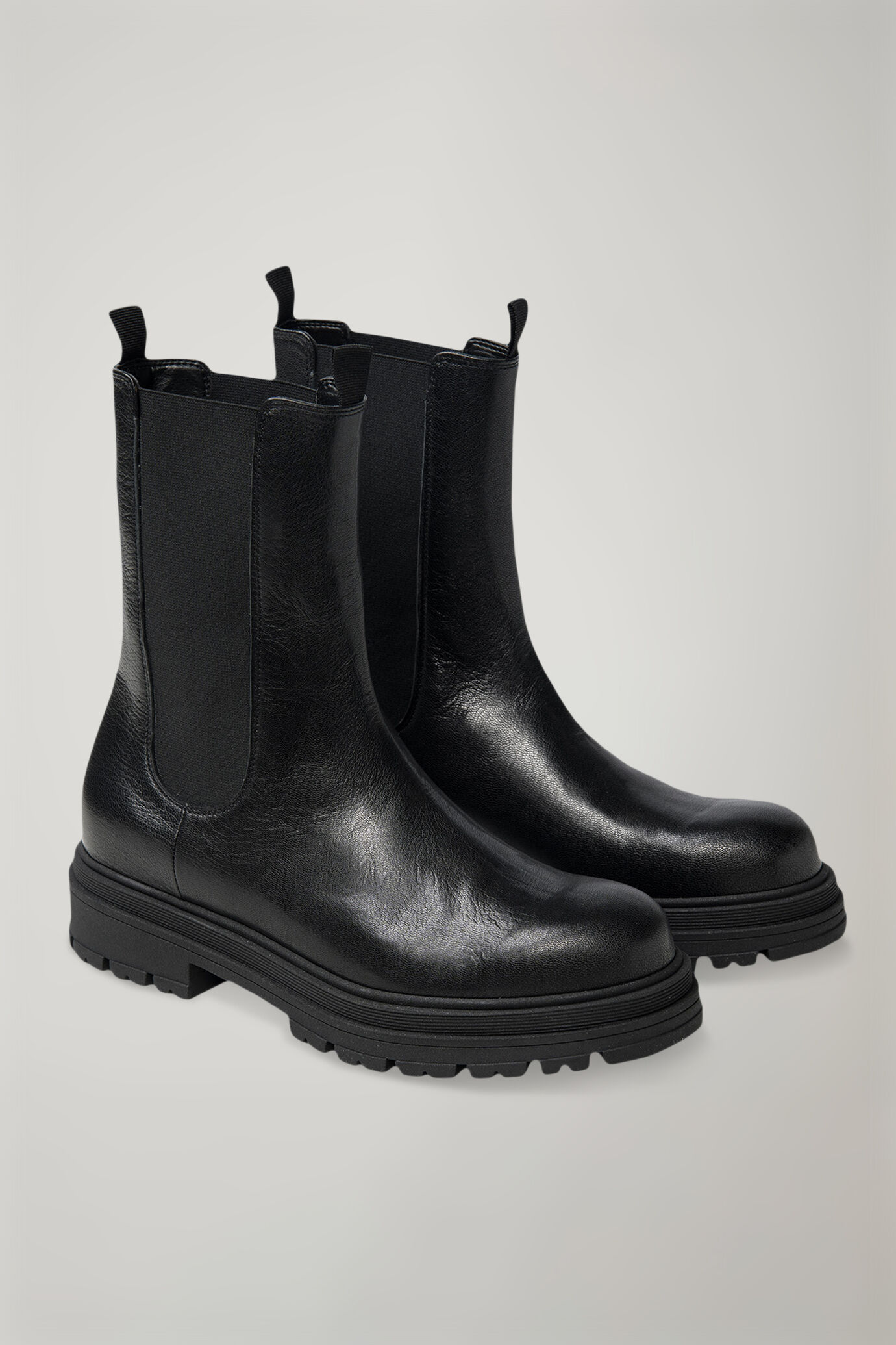 Women's 100% matte leather chelsea boots with rubber bottom image number 0