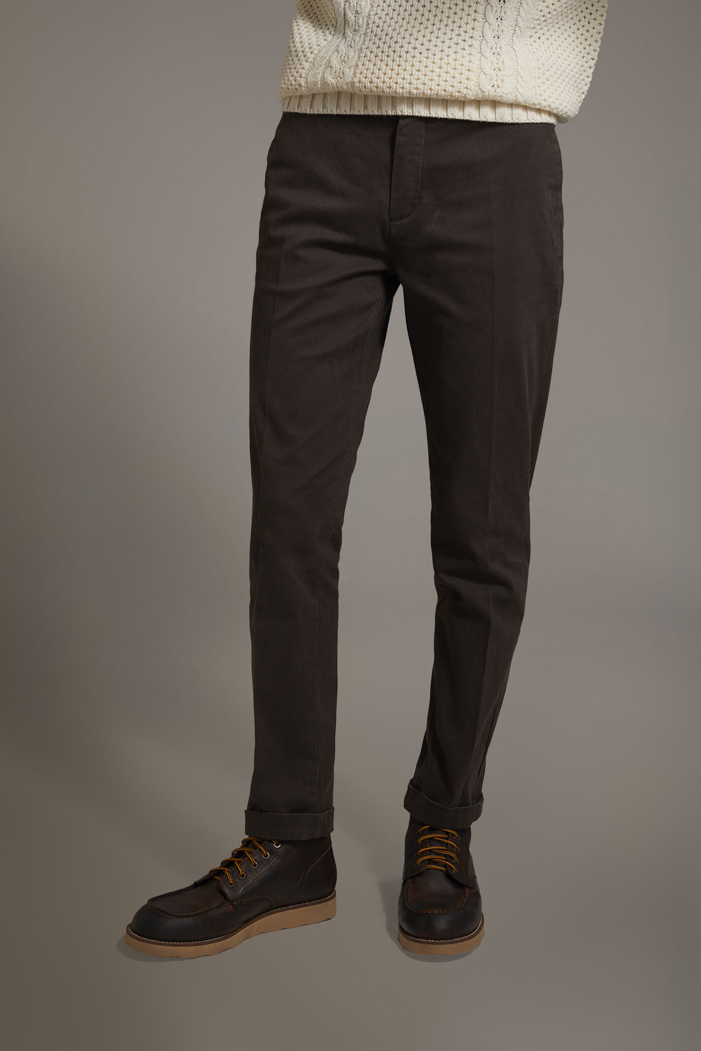 Men's classic regular fit chino pants stretch twill fabric image number 2