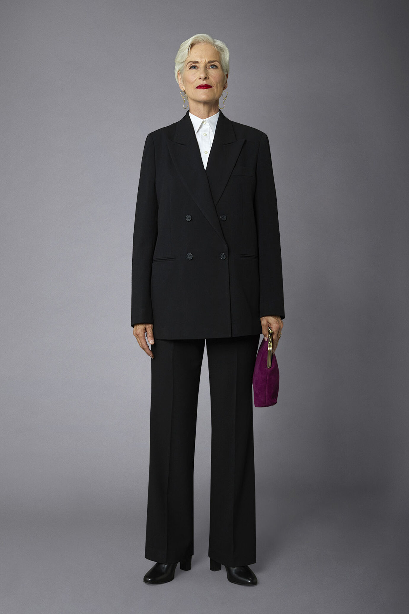 Women's plain-coloured double-breasted jacket with peaked lapels image number 0