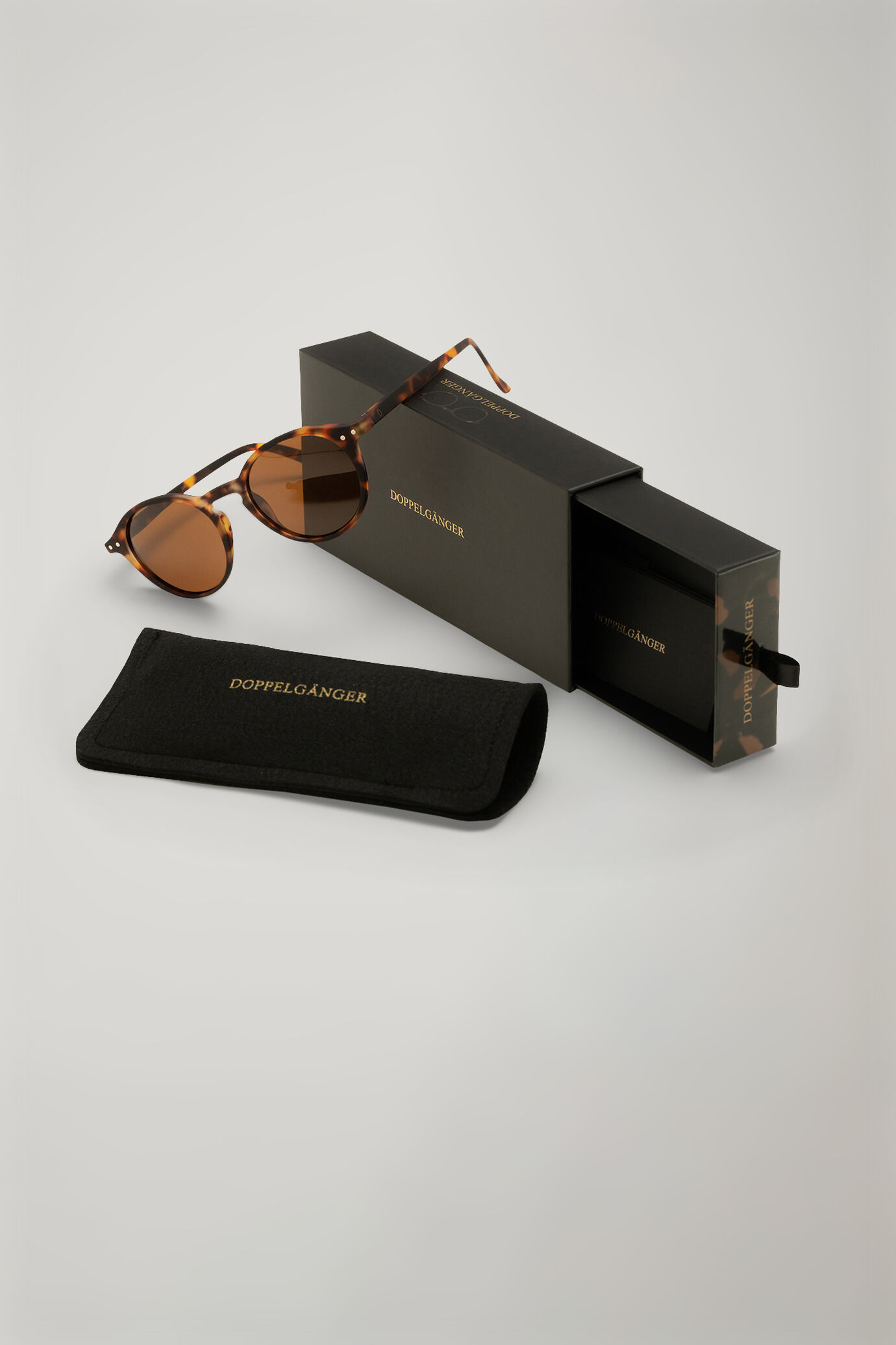 Men's sunglasses round lenses image number 3