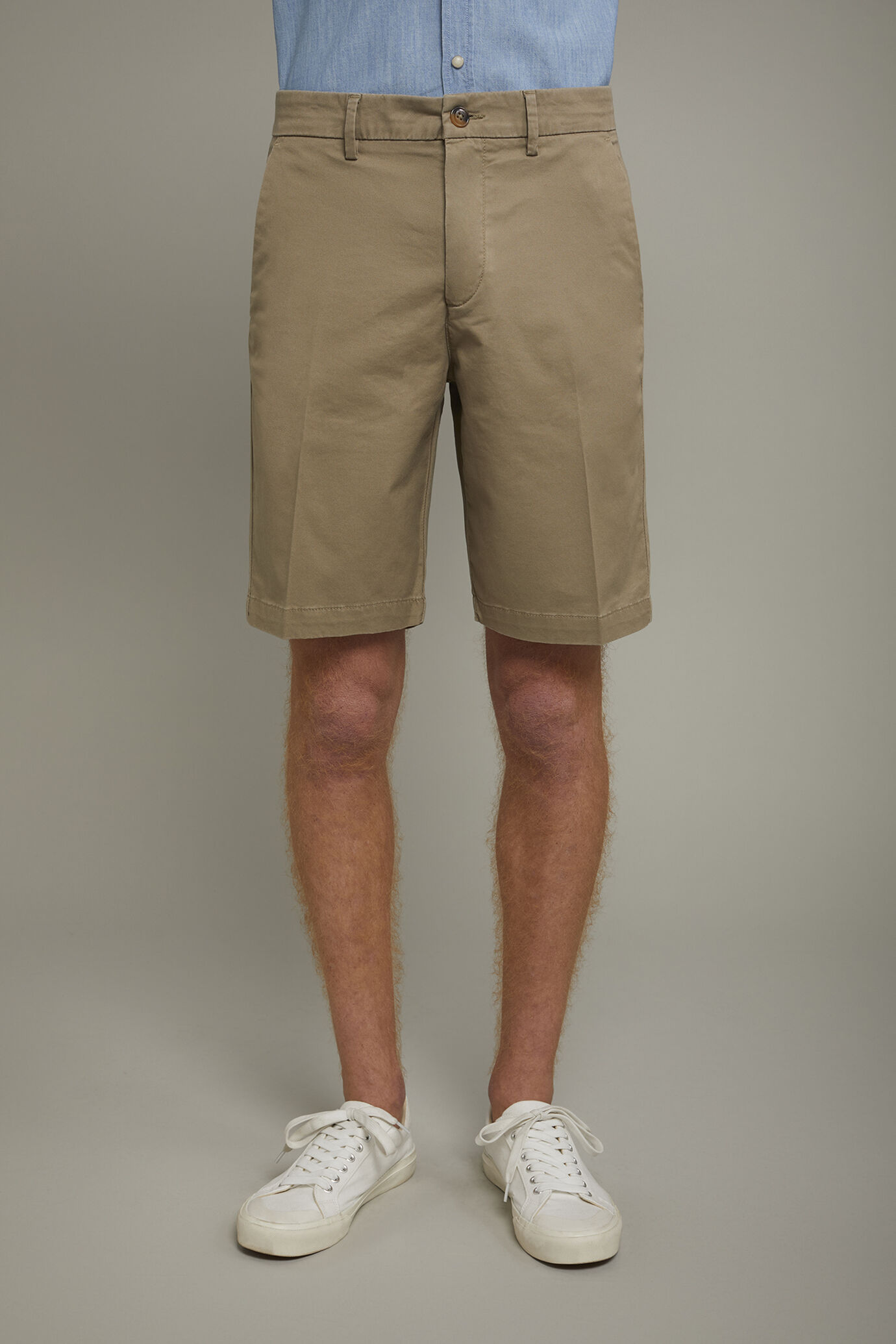 Bermuda classique pour homme tissu en serg&eacute; coupe r&eacute;guli&egrave;re image number 3