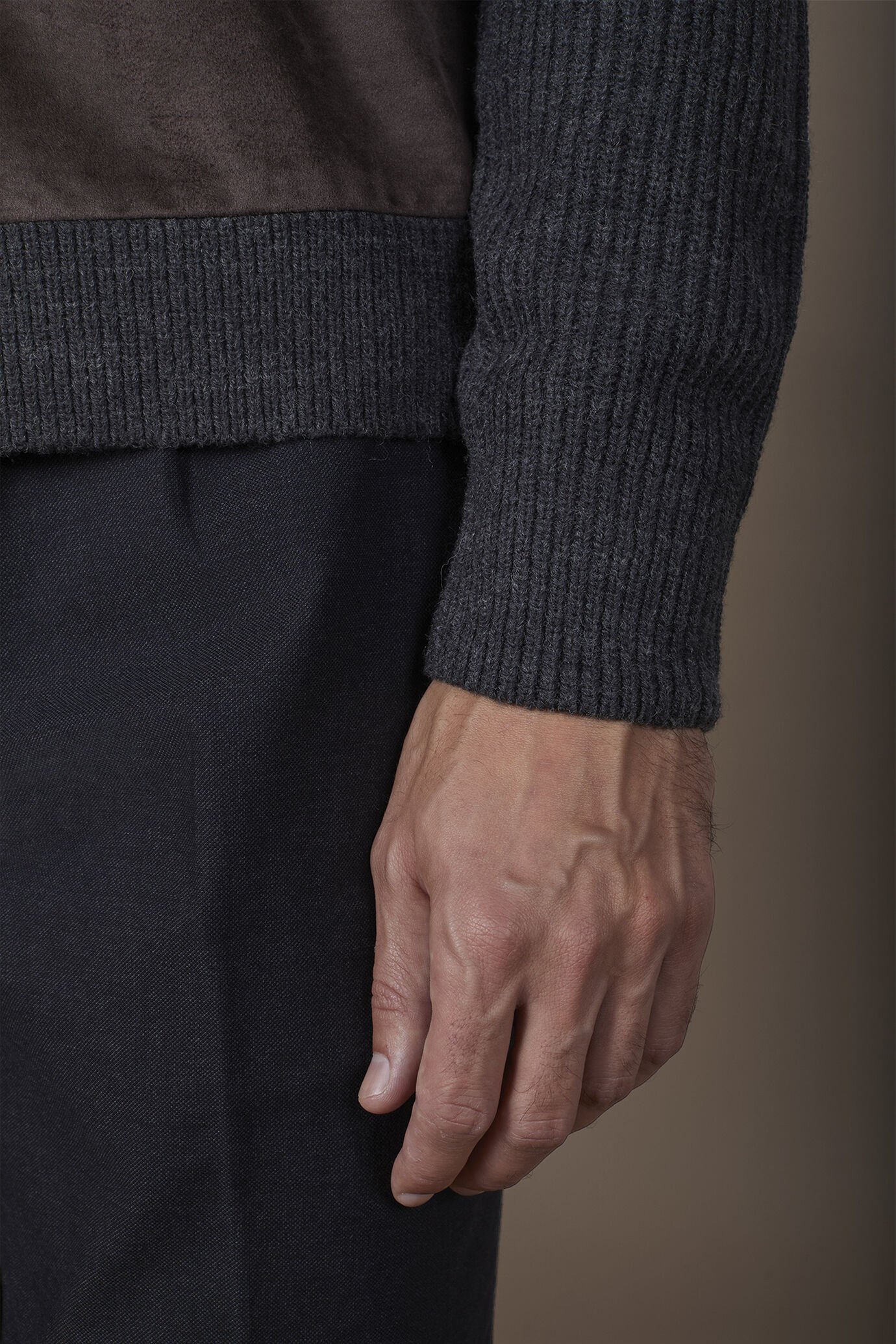 Herrenjacke aus Wollmischstrick mit Rippbündchen reguläre Passform image number 3