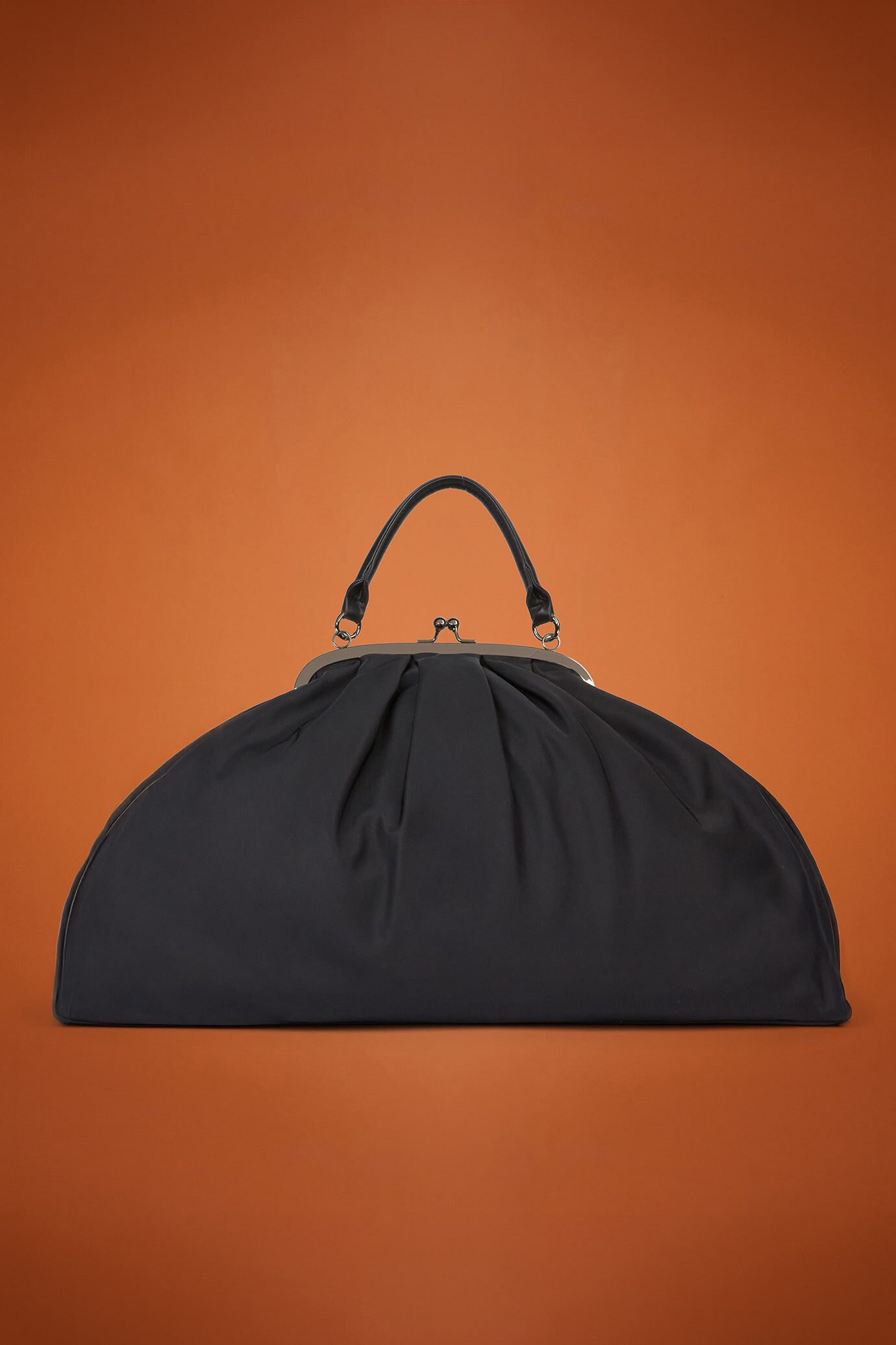 Borsa da viaggio donna in tessuto tecnico con dettagli in ecopelle image number 1