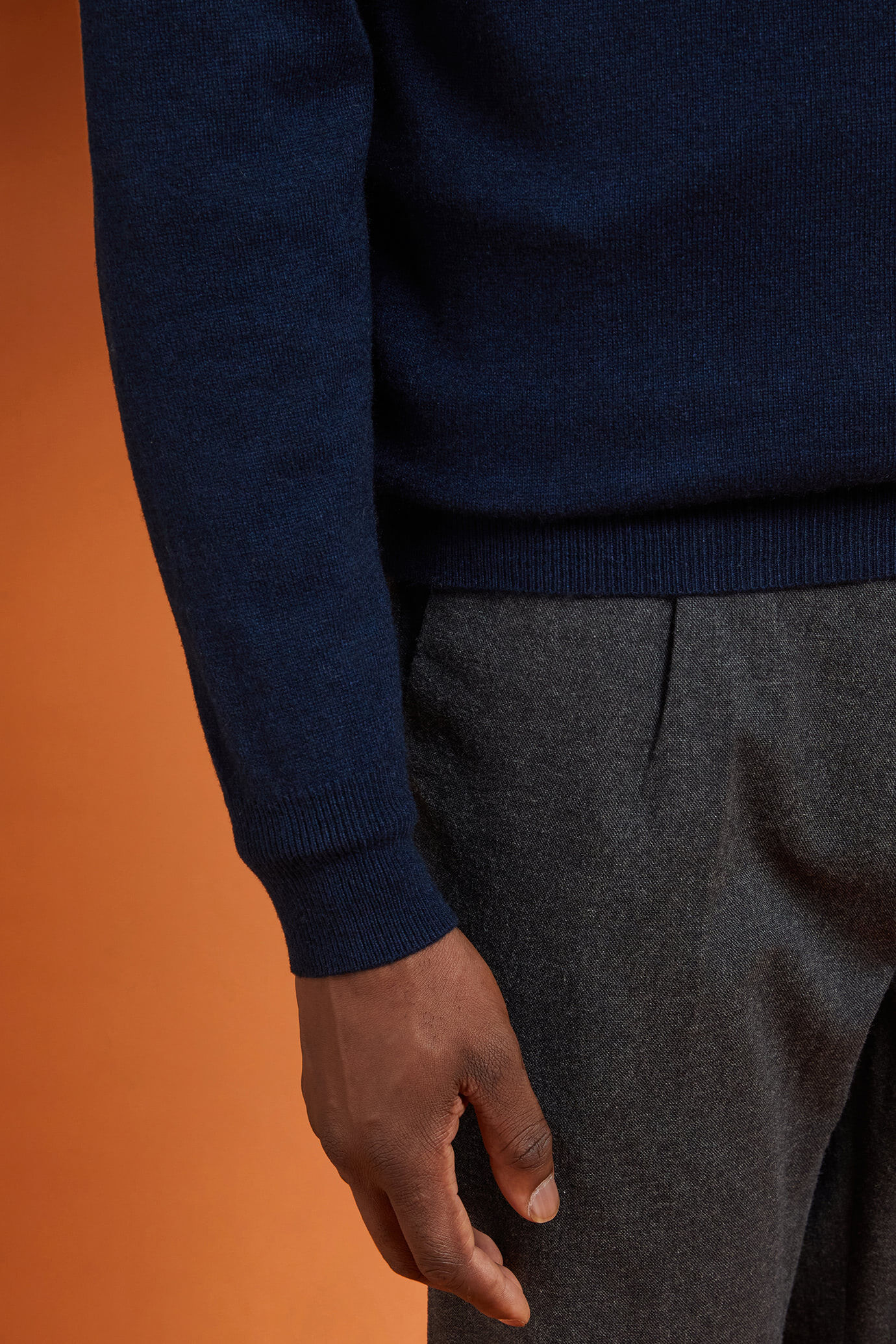 Pull homme &agrave; col rond, 100% cachemire, coupe classique image number 2