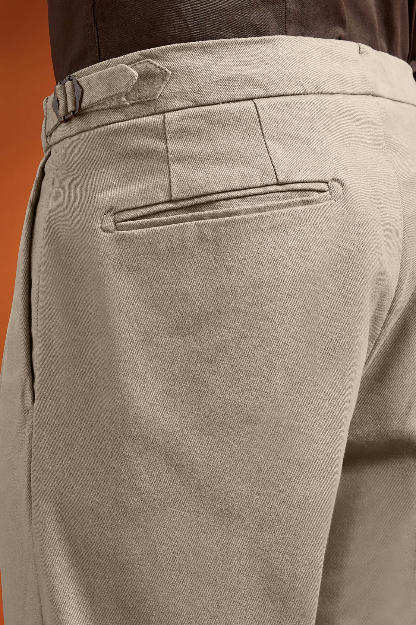 Pantalon pour homme à double pince en toile diagonale, coupe classique image number 3