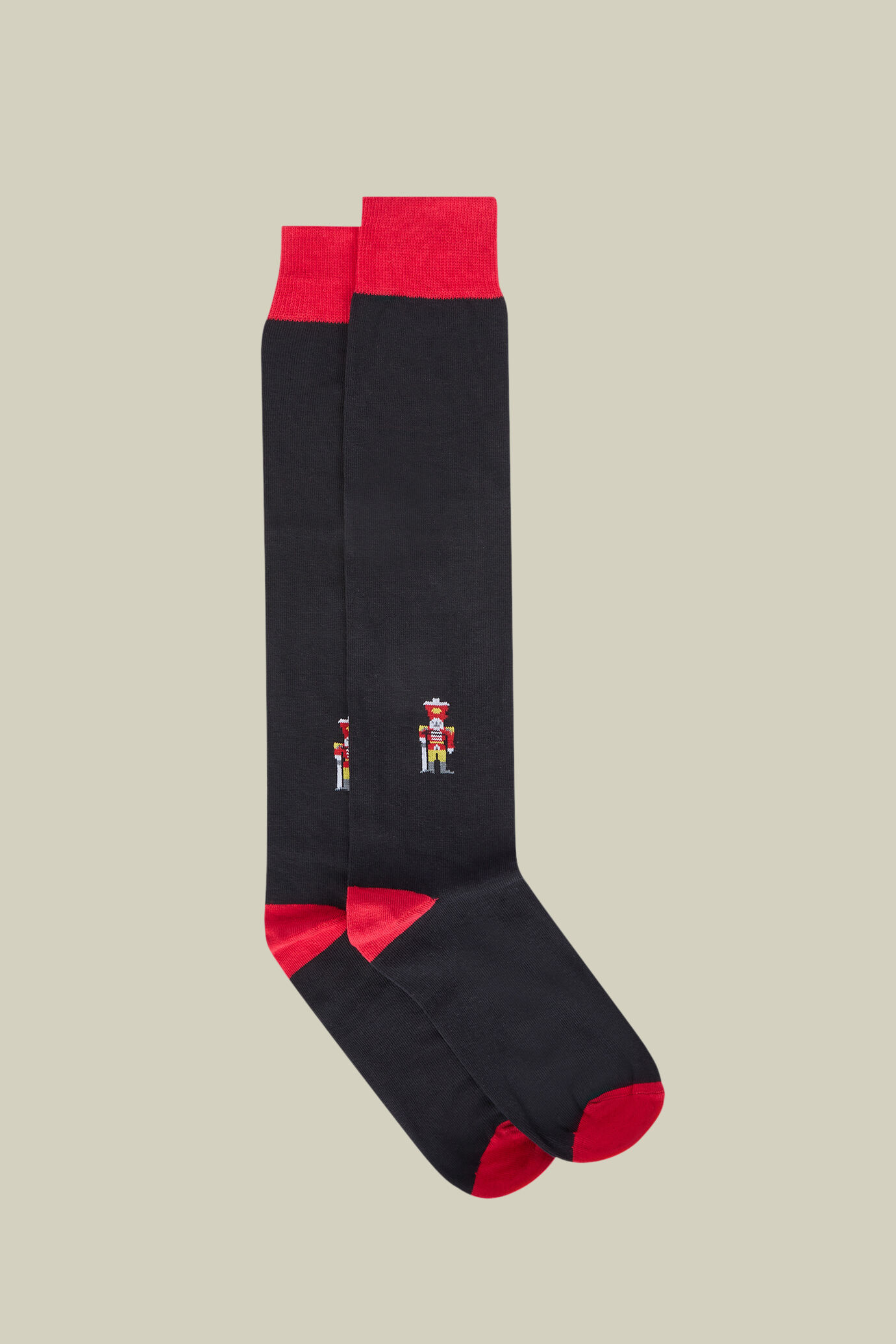 Calze lunghe uomo in maglia rasata fantasia natalizia made in Italy image number 0