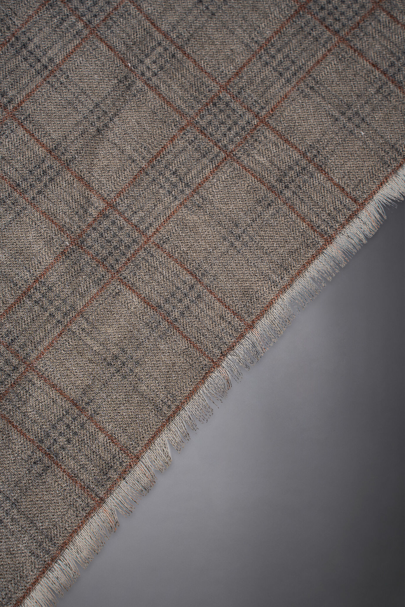 Men's patterned printed pashmina image number 1