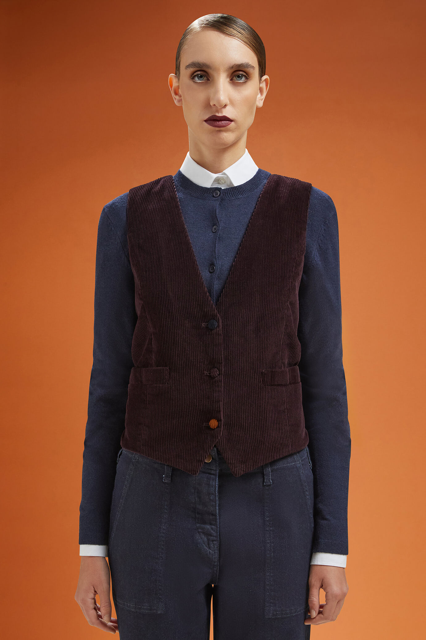 Gestreifte Damenweste aus 100 % Baumwollsamt mit Streifenmuster in normaler Passform image number 0