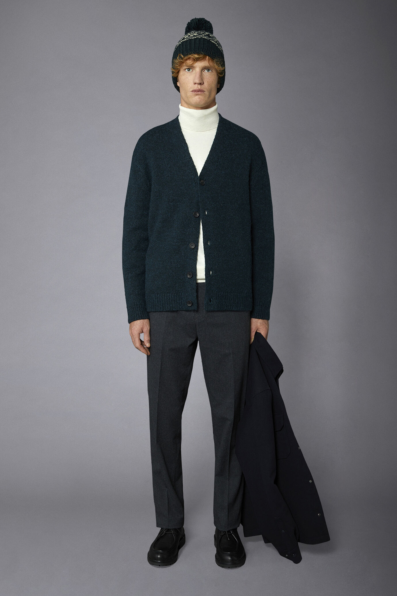 Men's v-neck cardigan with an alpaca wool component regular fit image number 0