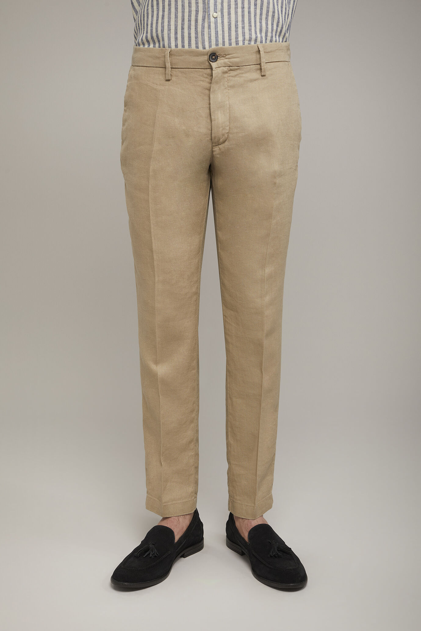 Pantalone chino 100% lino regular fit image number 3