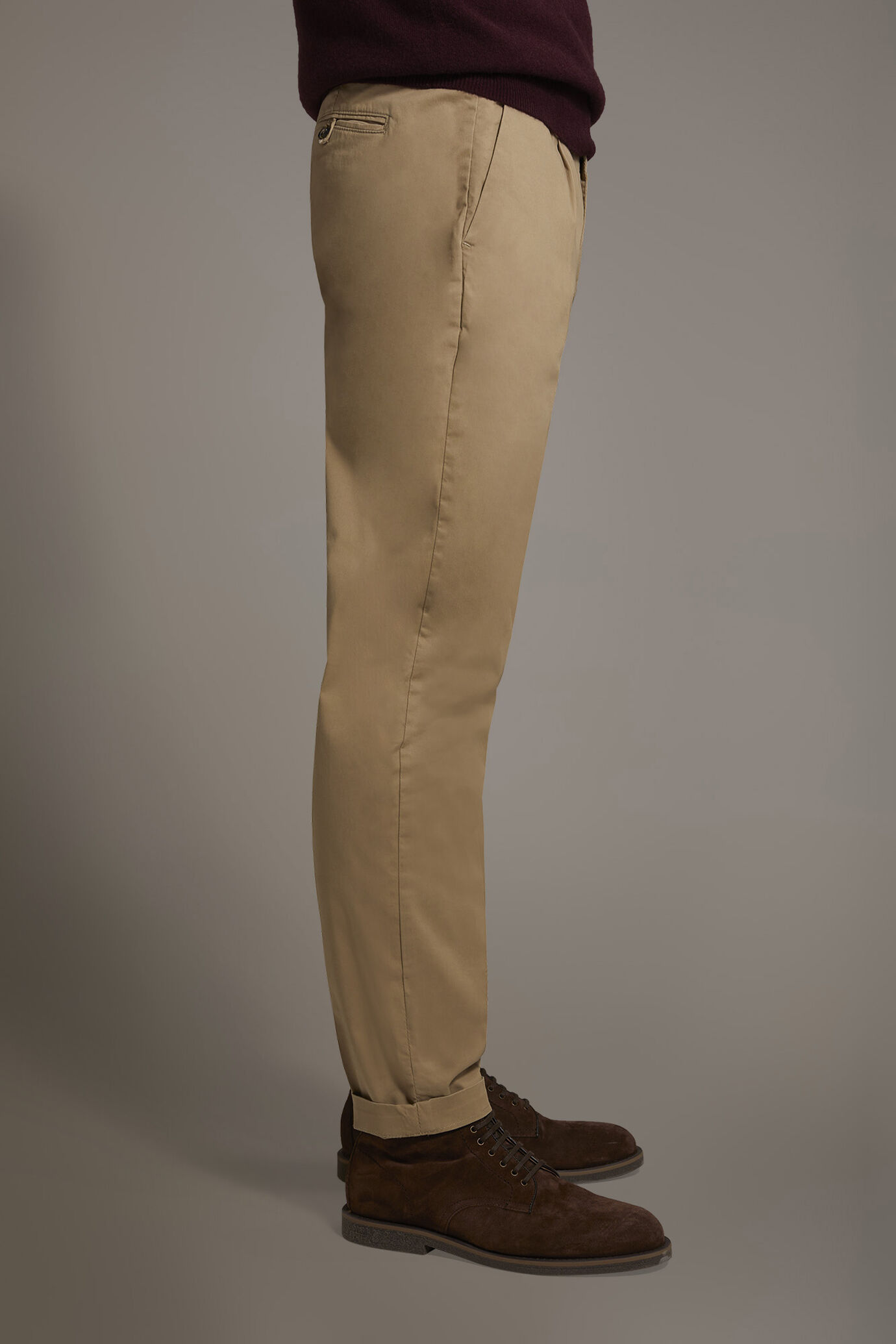 Pantalone chino uomo con pinces singola image number 3