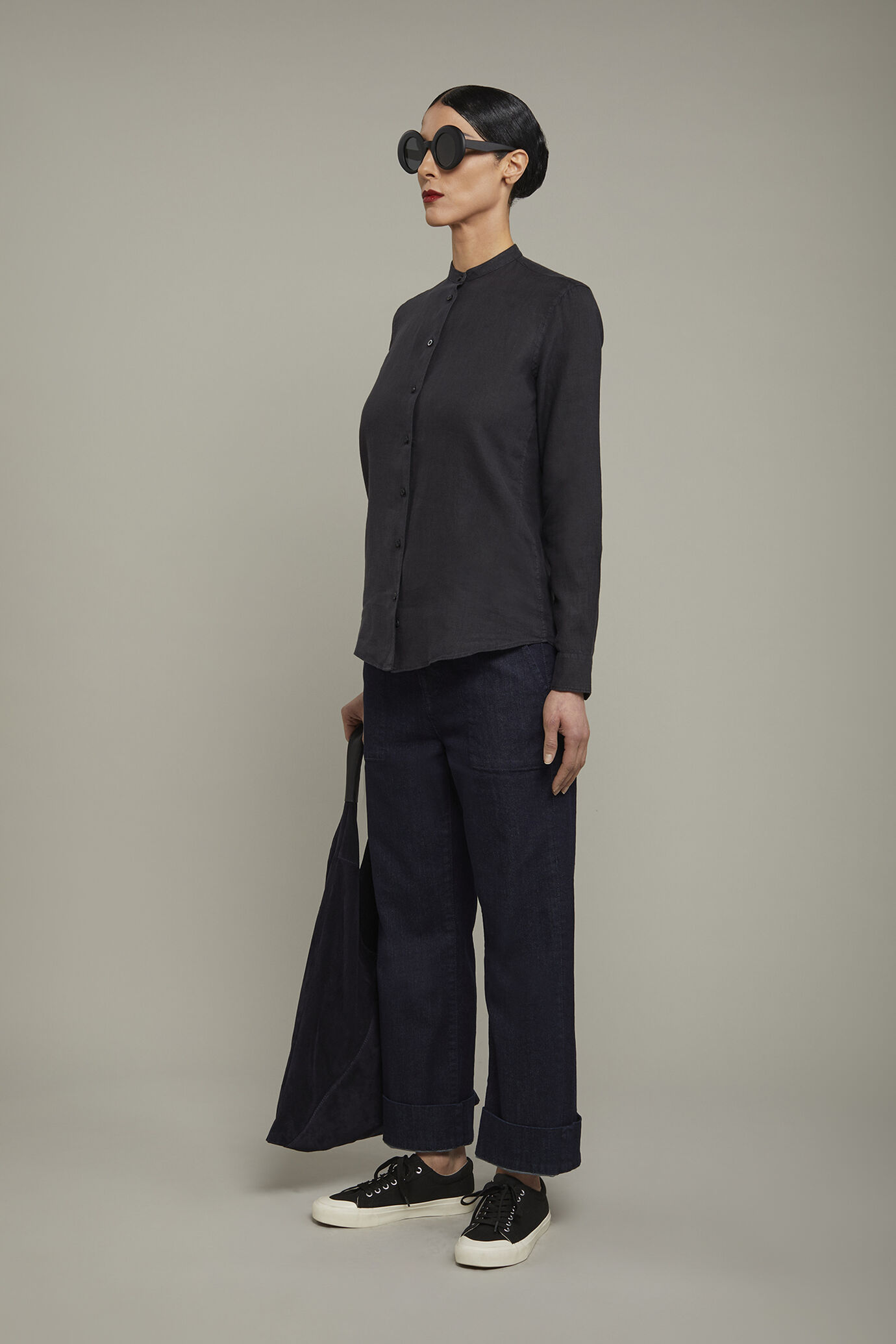 Camicia donna con collo coreano 100% lino image number 1