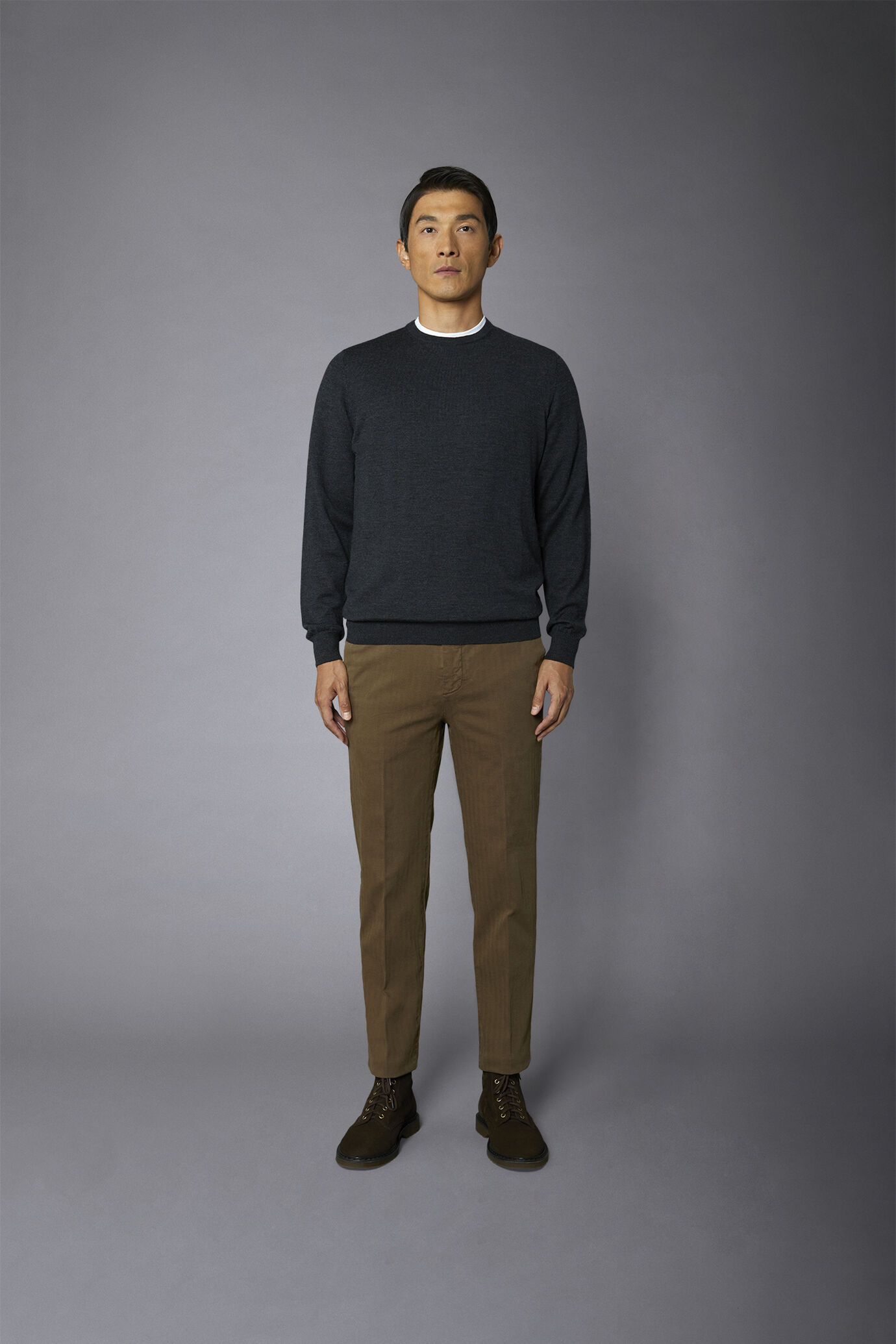Men's classic pants regular fit herringbone fabric construction image number 2