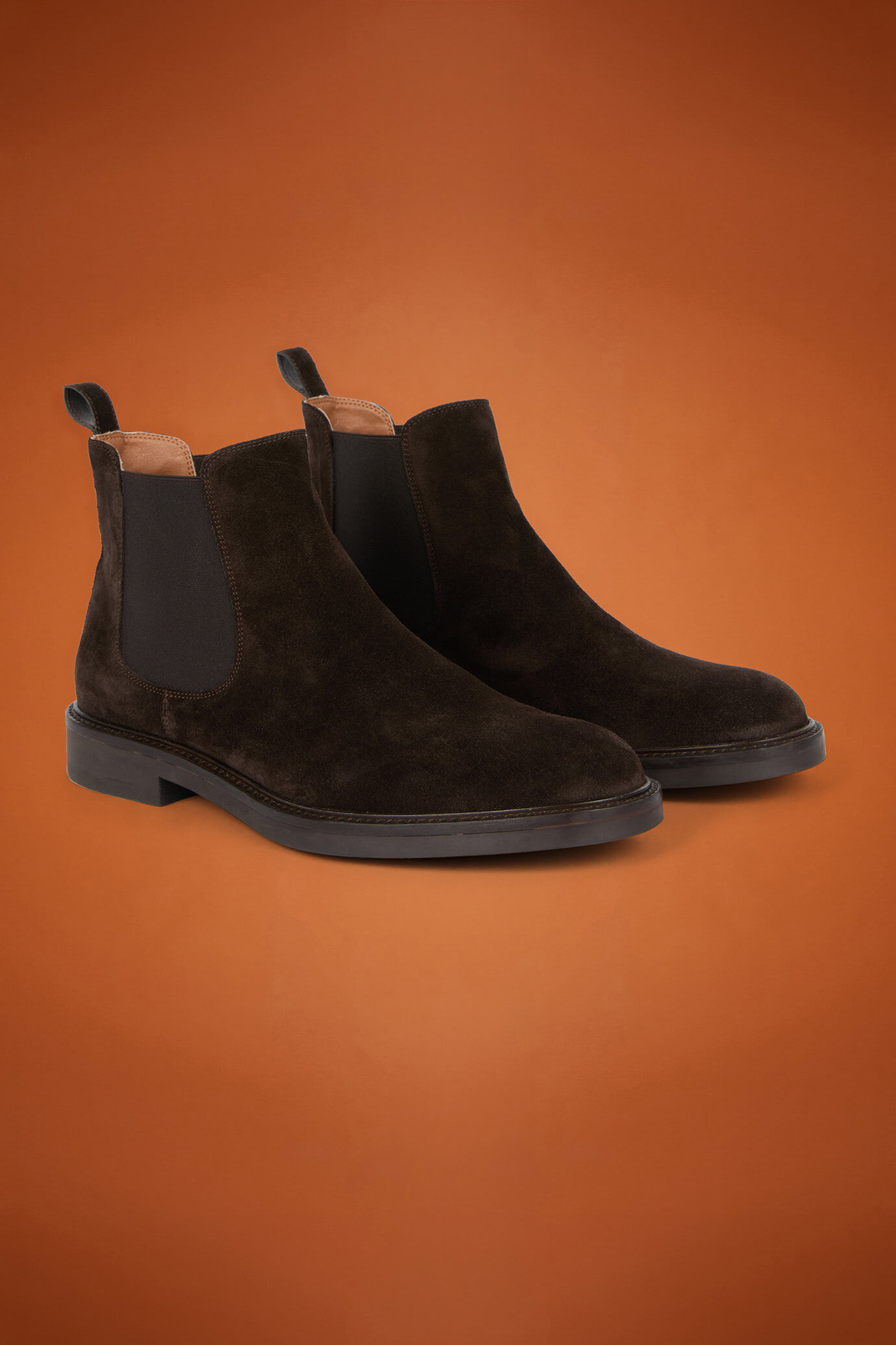 Men's Chelsea boots in 100% genuine suede with rubber soles image number 1