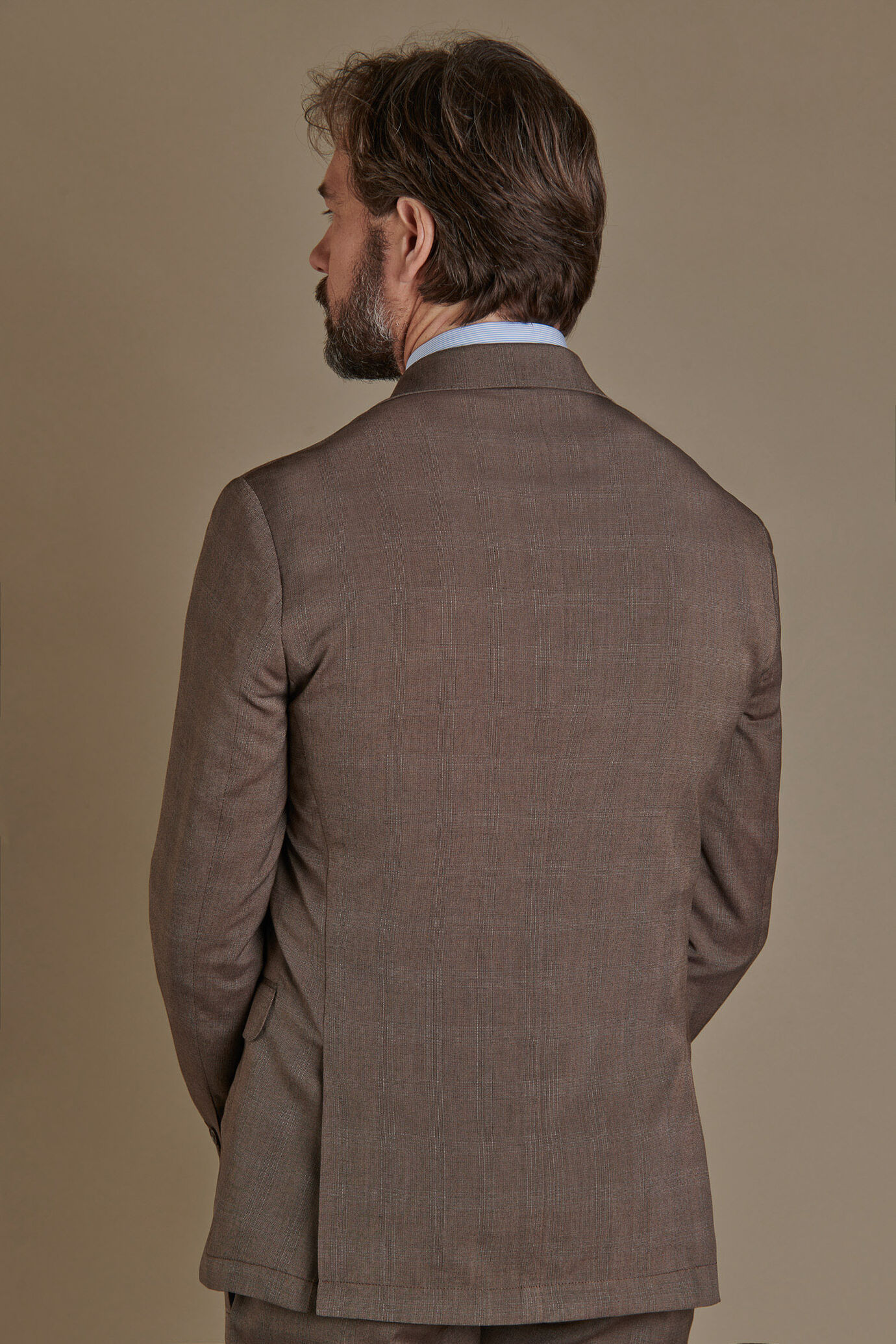 Single breasted suit with trousers with turn up image number 3
