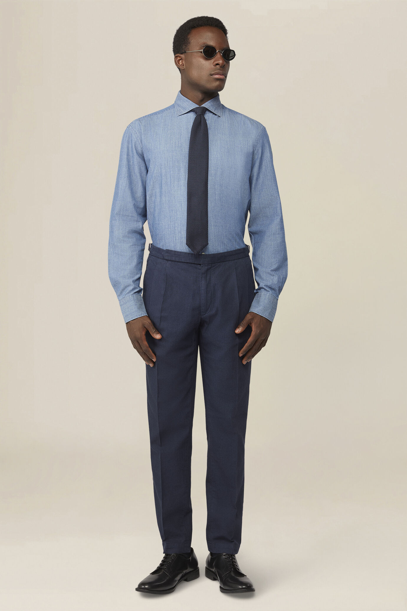 Men's regular fit shirt in 100% denim cotton