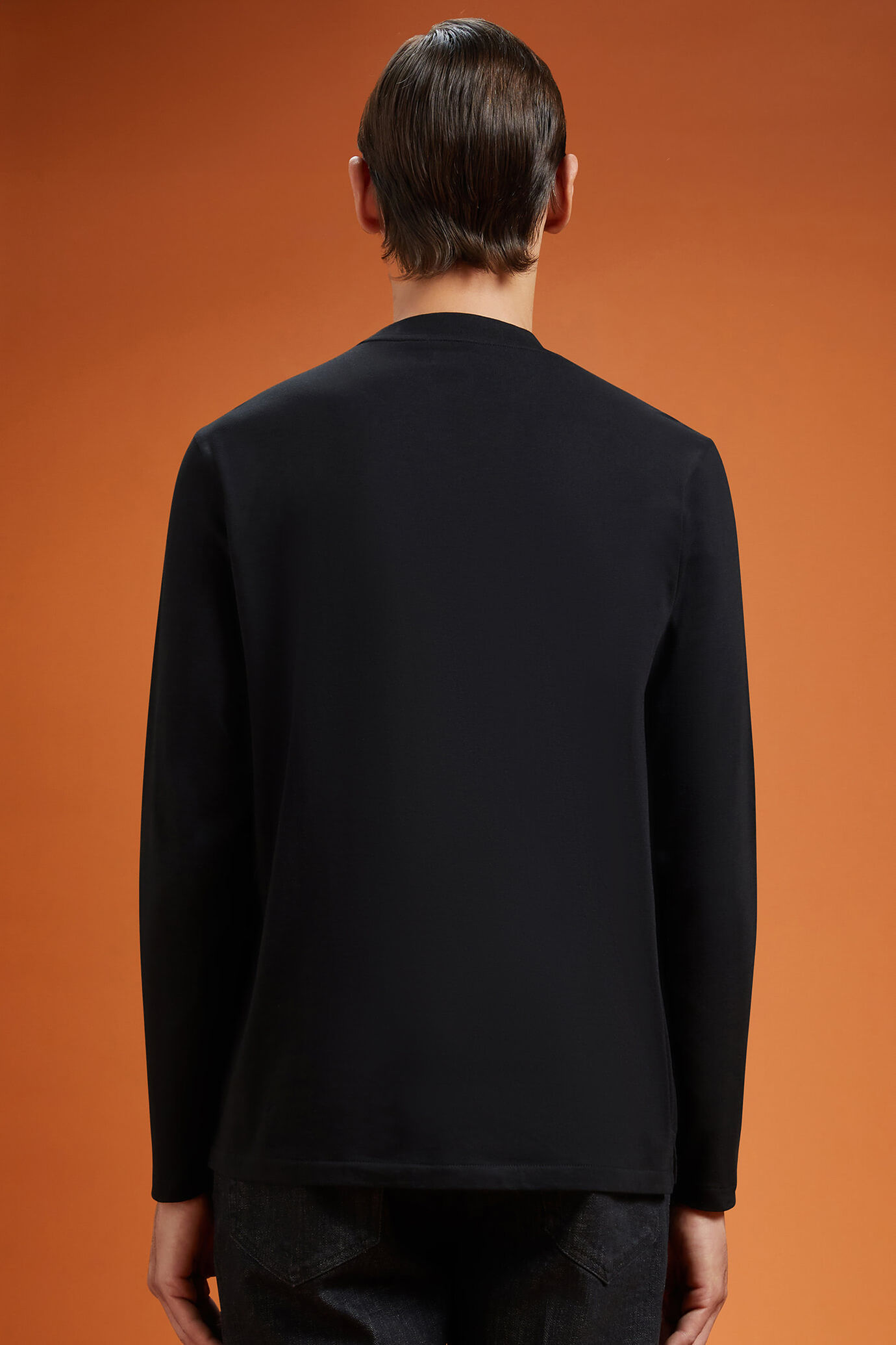 Herren-T-Shirt mit Rundhalsausschnitt und langen Ärmeln aus 100 % Baumwolle in normaler Passform image number 1