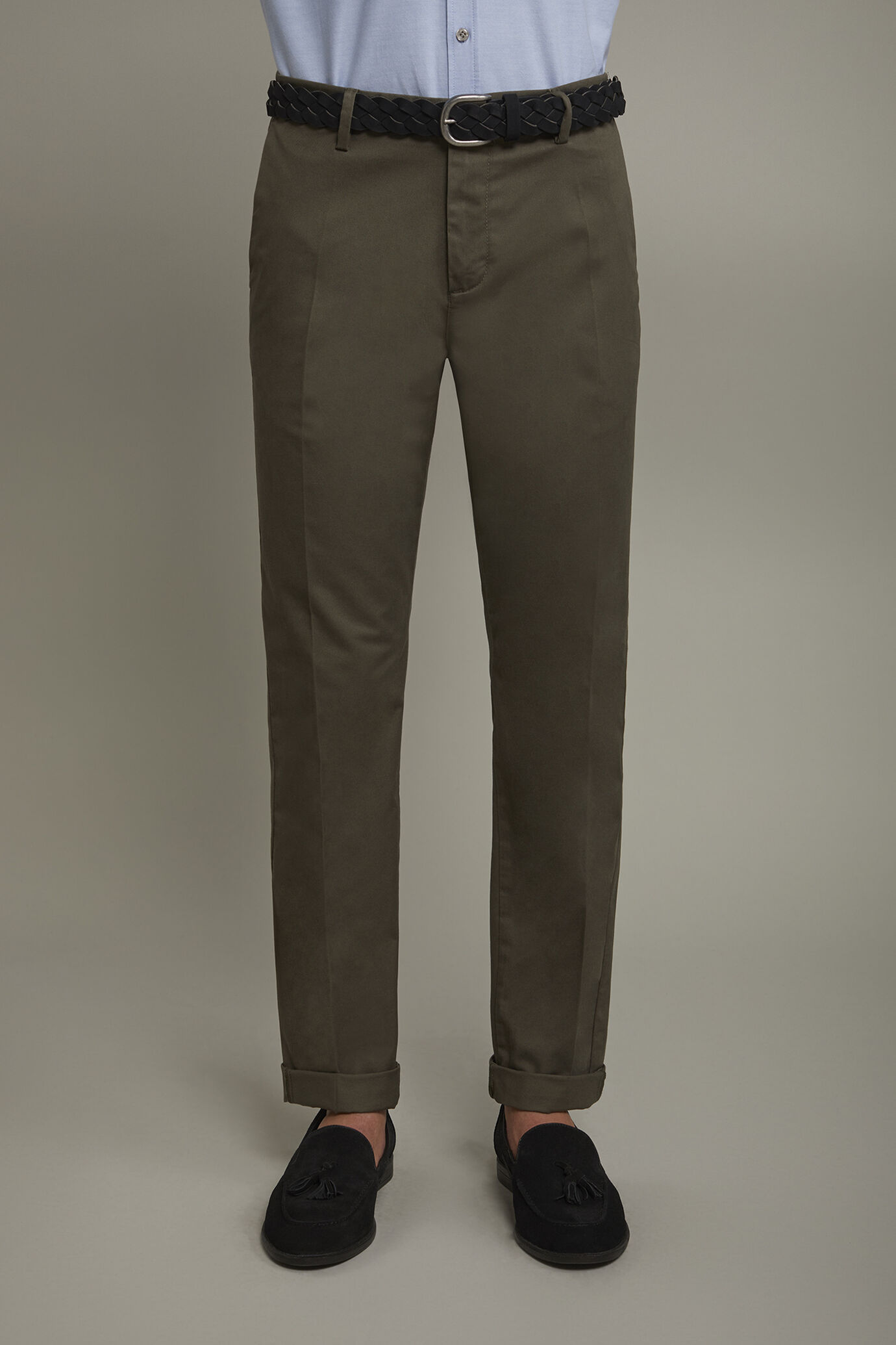 Pantalon chino classique pour homme en tissu sergé stretch coupe parfaite image number 3