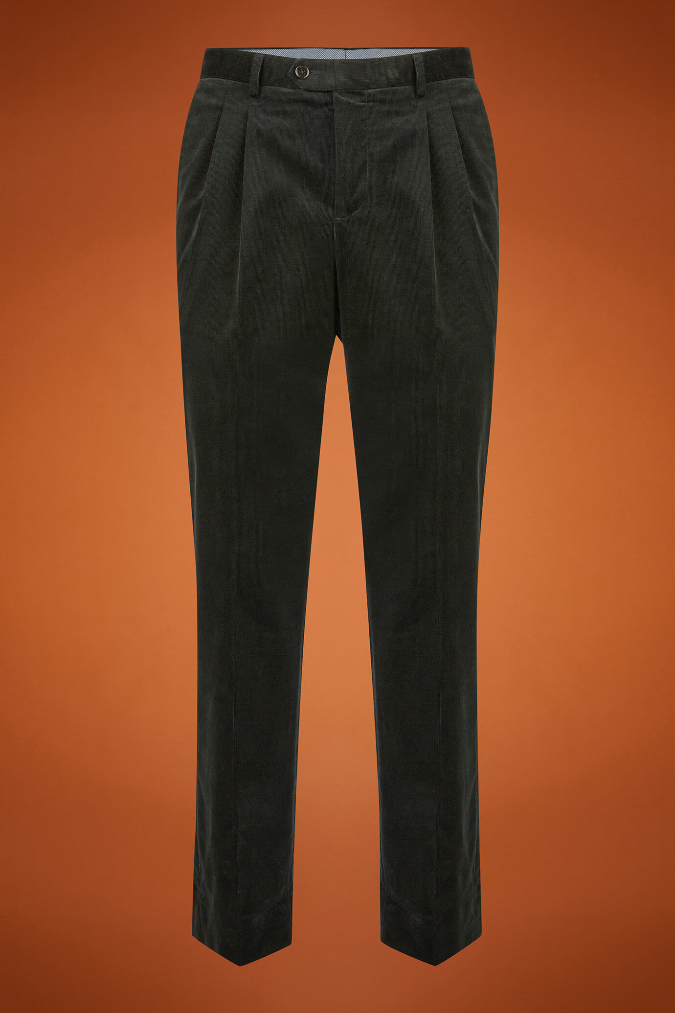 Pantalone classico uomo con doppia pince in velluto a coste regular fit image number 4