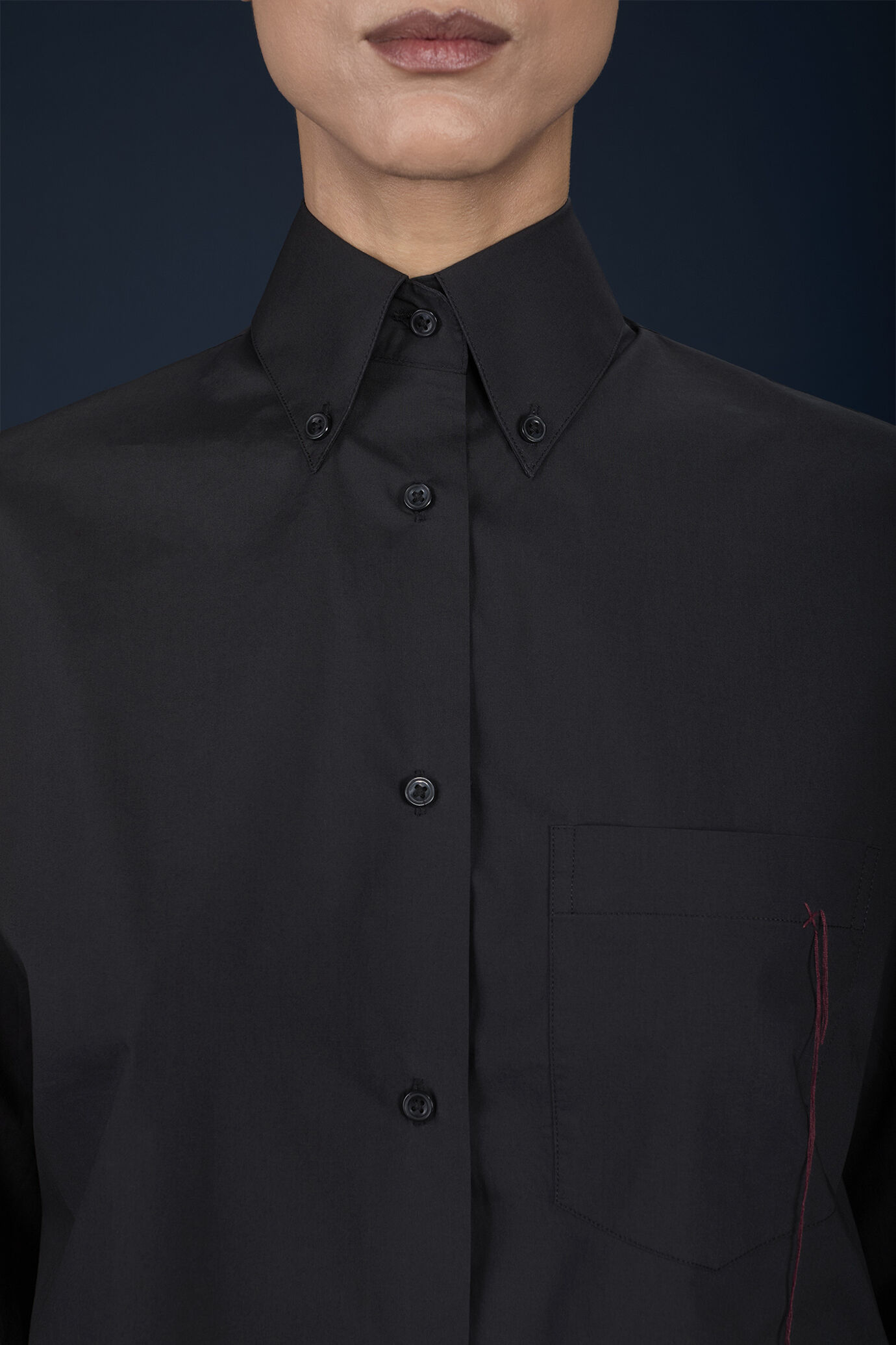 Chemise déstructurée pour femme à col italien en 100 % coton image number 2
