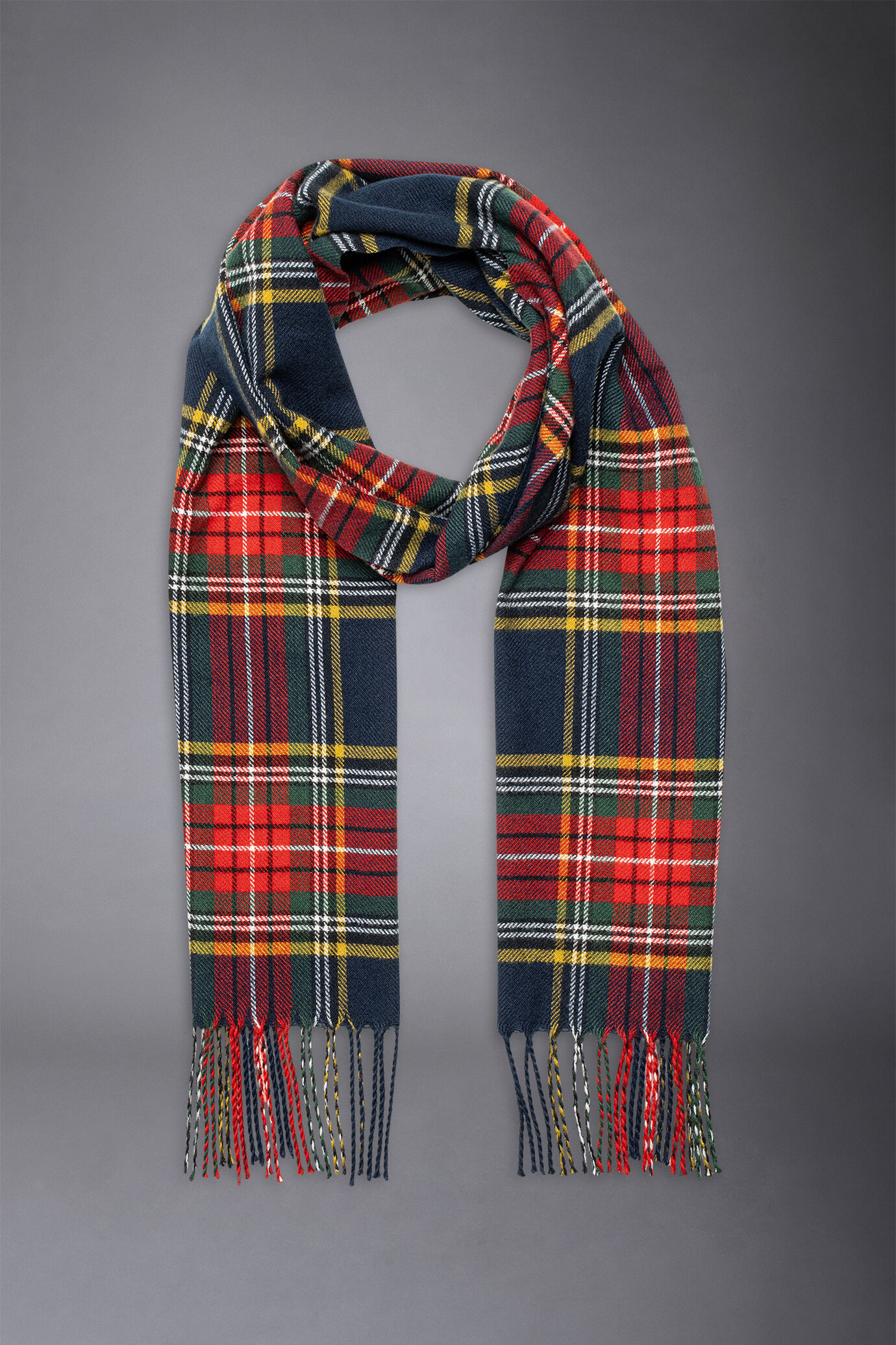 Men's tartan scarf