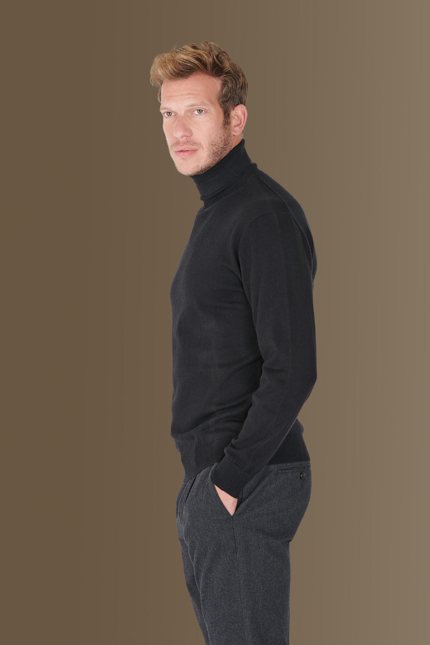 Maglia collo alto misto lana e cotone image number 1