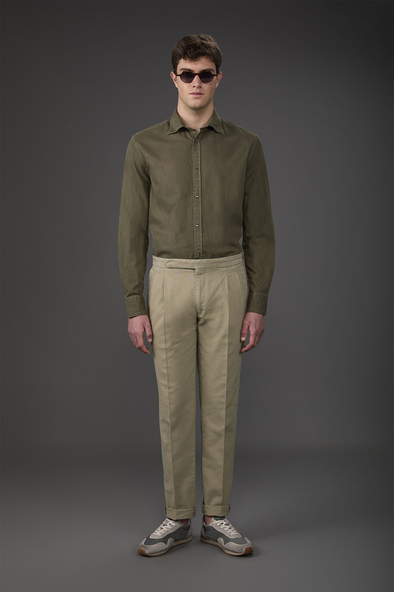 Camicia uomo casual collo classico tessuto chambray image number 2